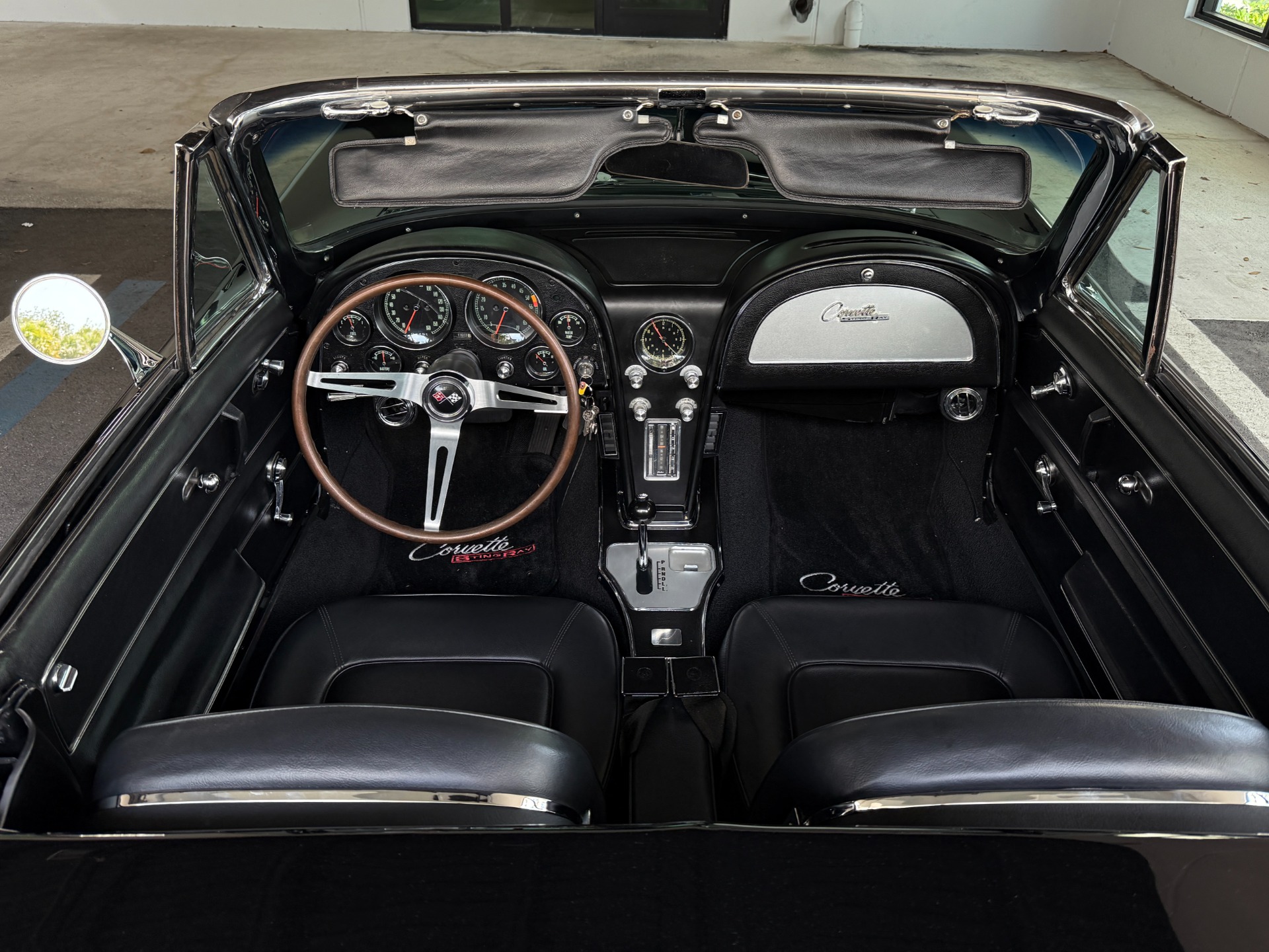 Used-1965-Chevrolet-Corvette-Sting-Ray