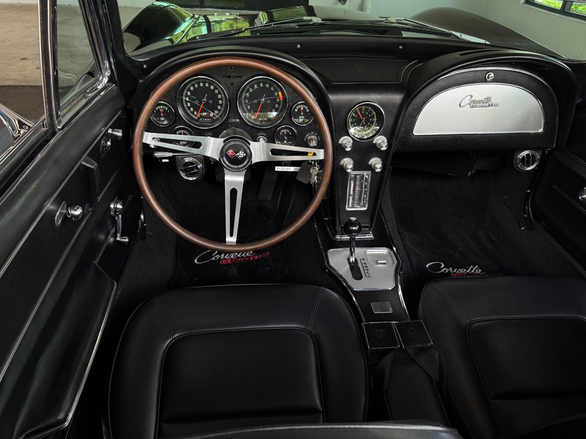 Used-1965-Chevrolet-Corvette-Sting-Ray