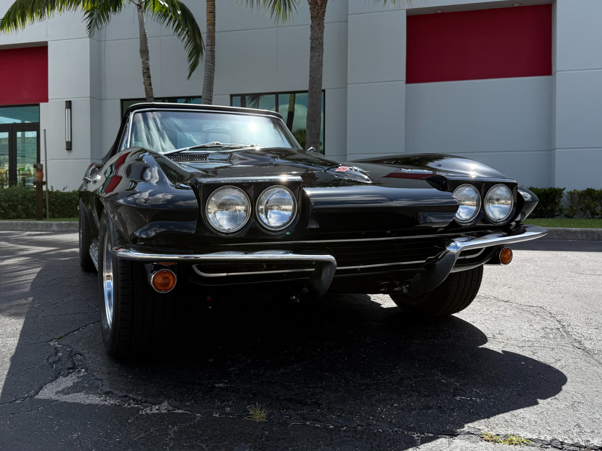 Used-1965-Chevrolet-Corvette-Sting-Ray