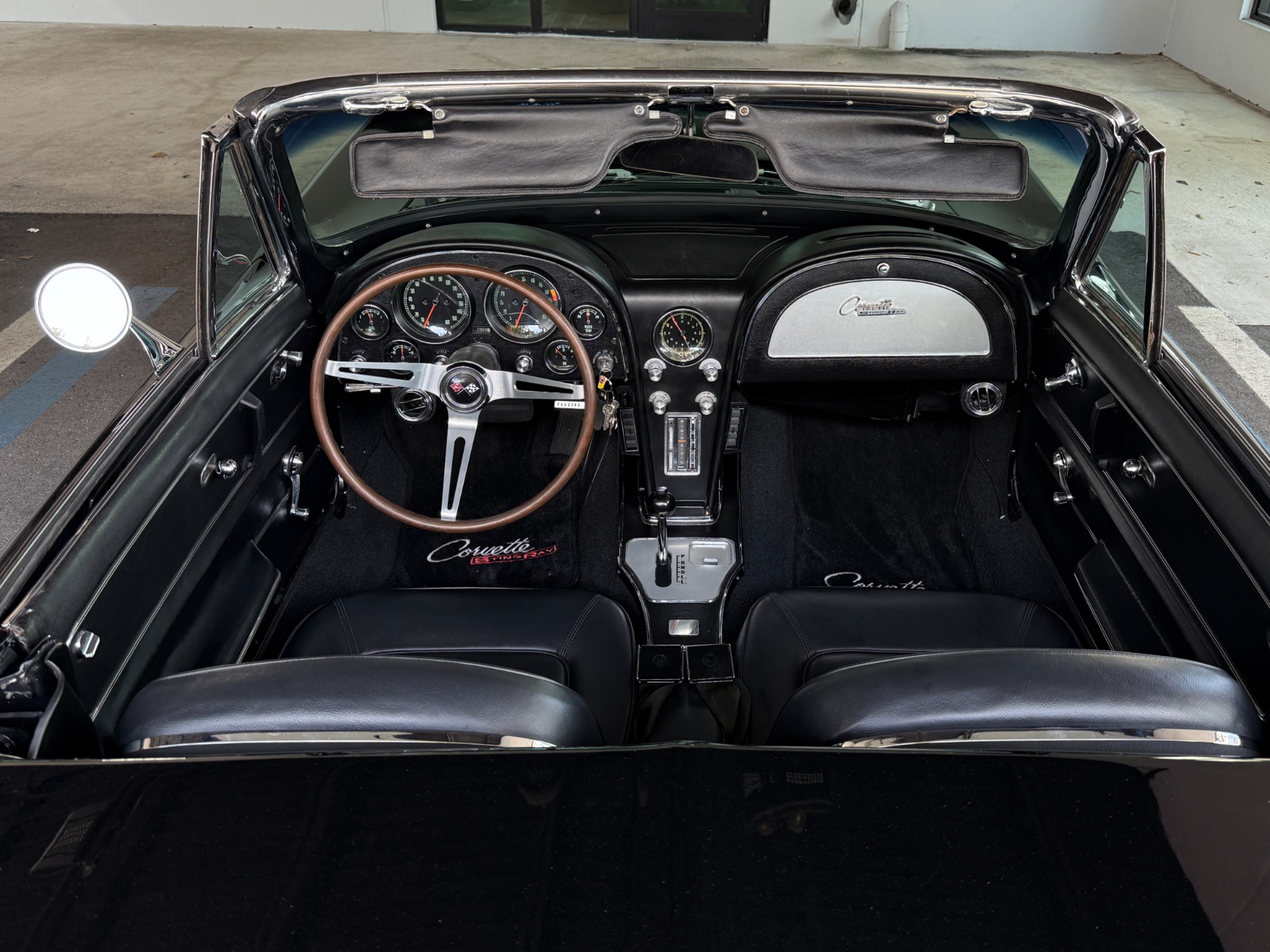 Used-1965-Chevrolet-Corvette-Sting-Ray