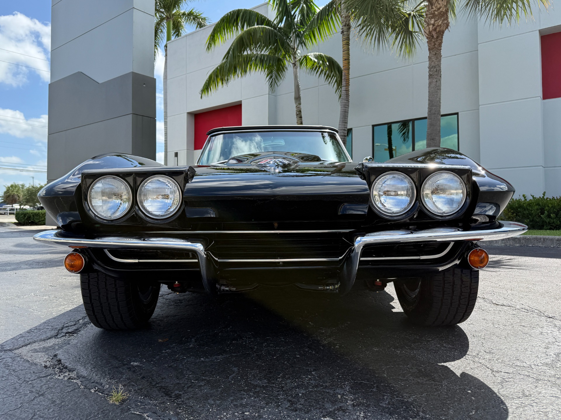 Used-1965-Chevrolet-Corvette-Sting-Ray