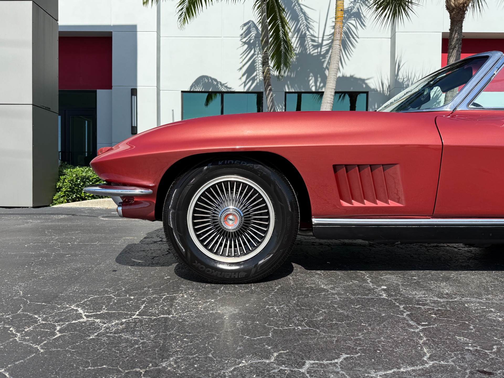 Used-1967-Chevrolet-Corvette-Sting-Ray