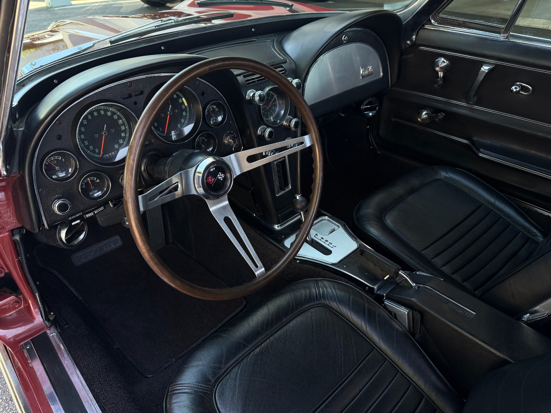 Used-1967-Chevrolet-Corvette-Sting-Ray