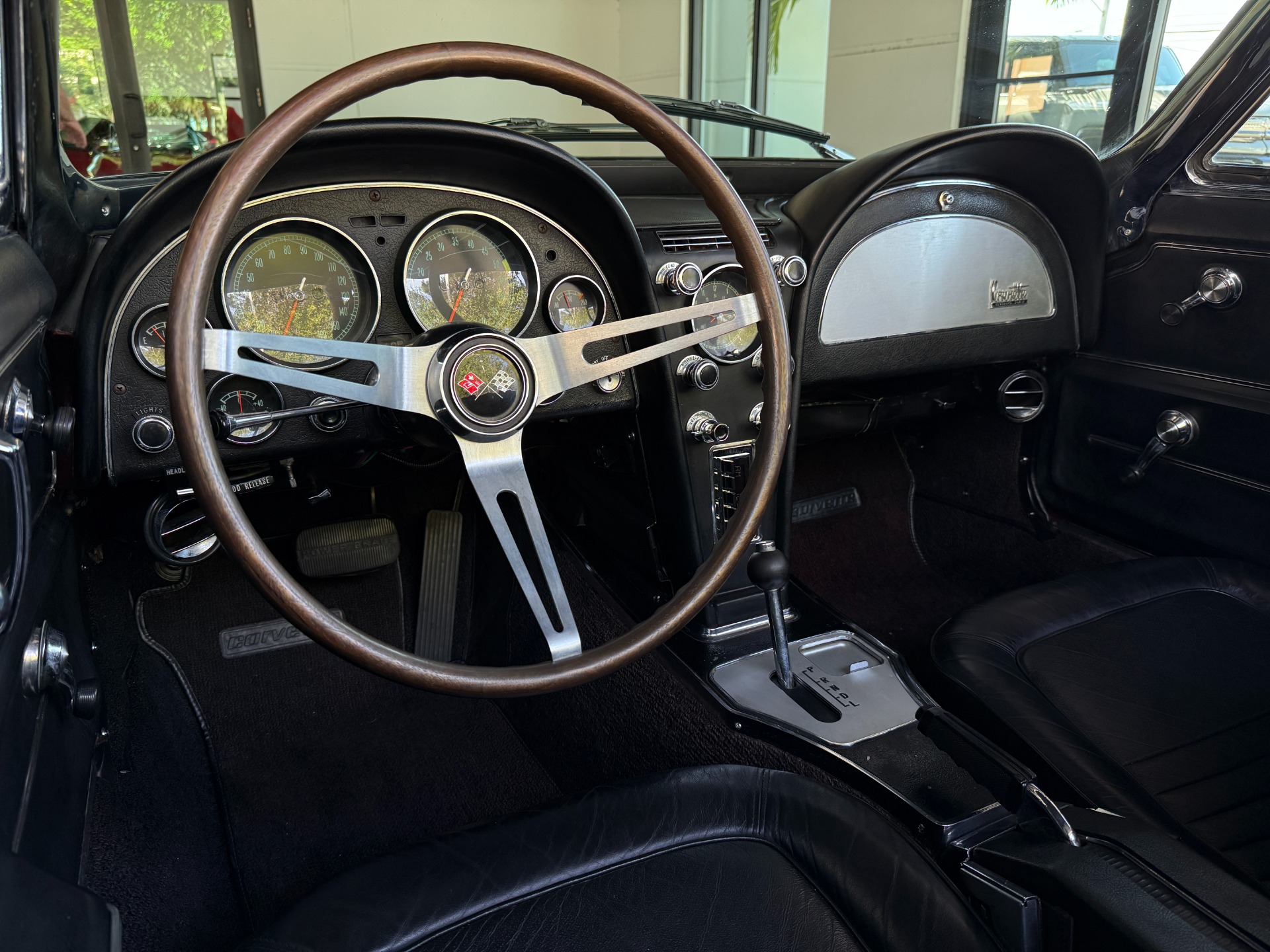 Used-1967-Chevrolet-Corvette-Sting-Ray