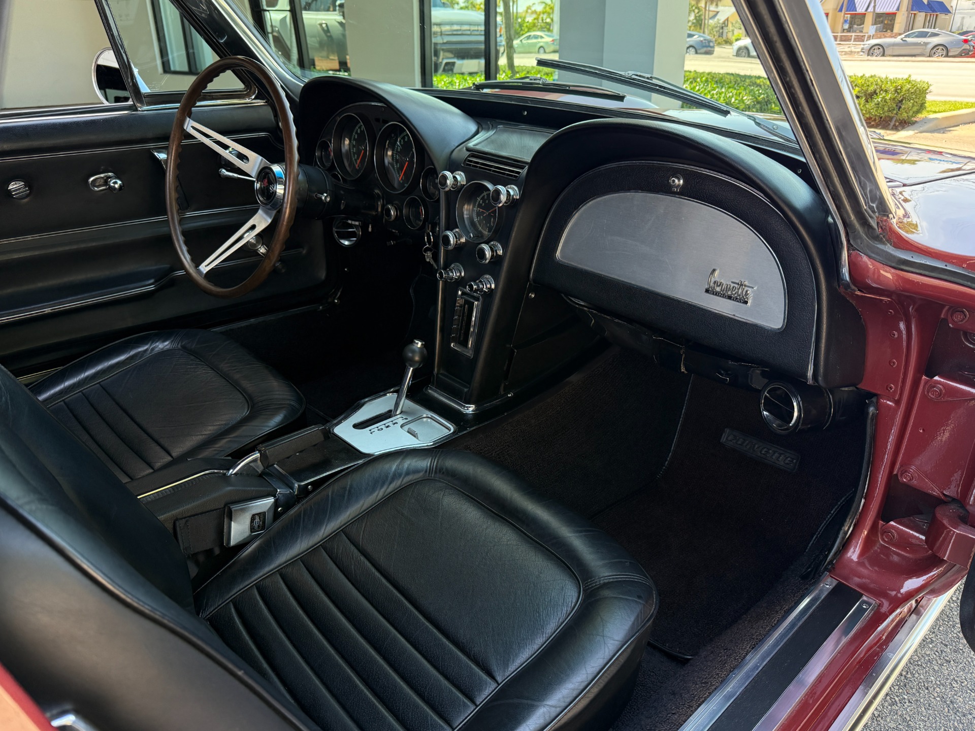 Used-1967-Chevrolet-Corvette-Sting-Ray