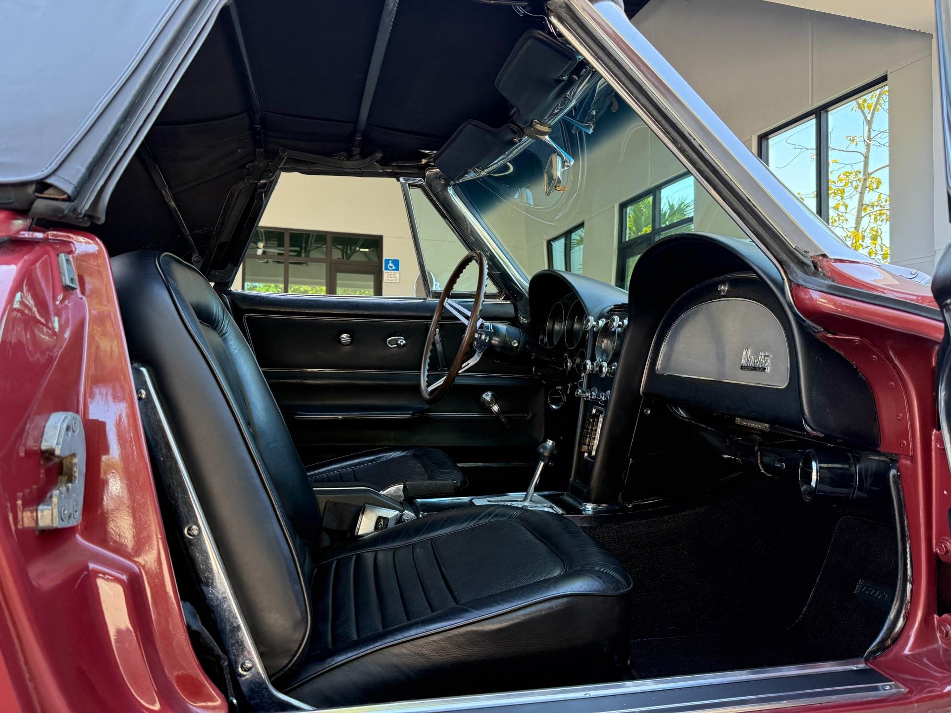 Used-1967-Chevrolet-Corvette-Sting-Ray