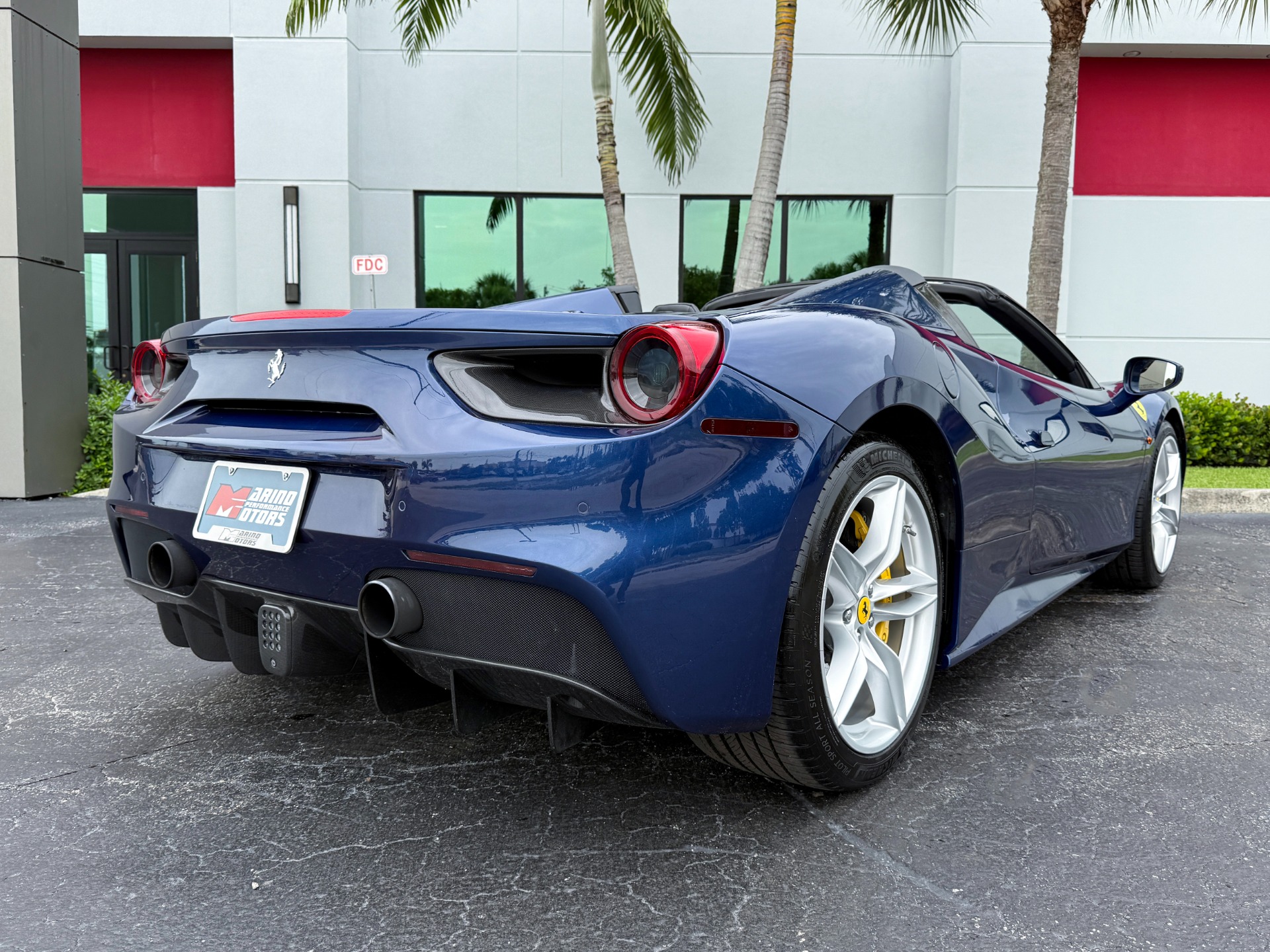 Used-2018-Ferrari-488-Spider