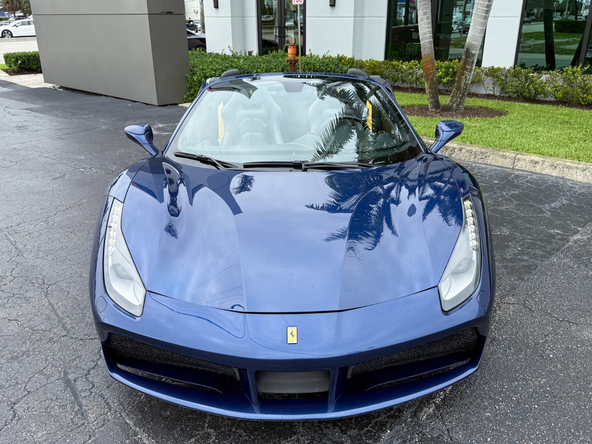 Used-2018-Ferrari-488-Spider