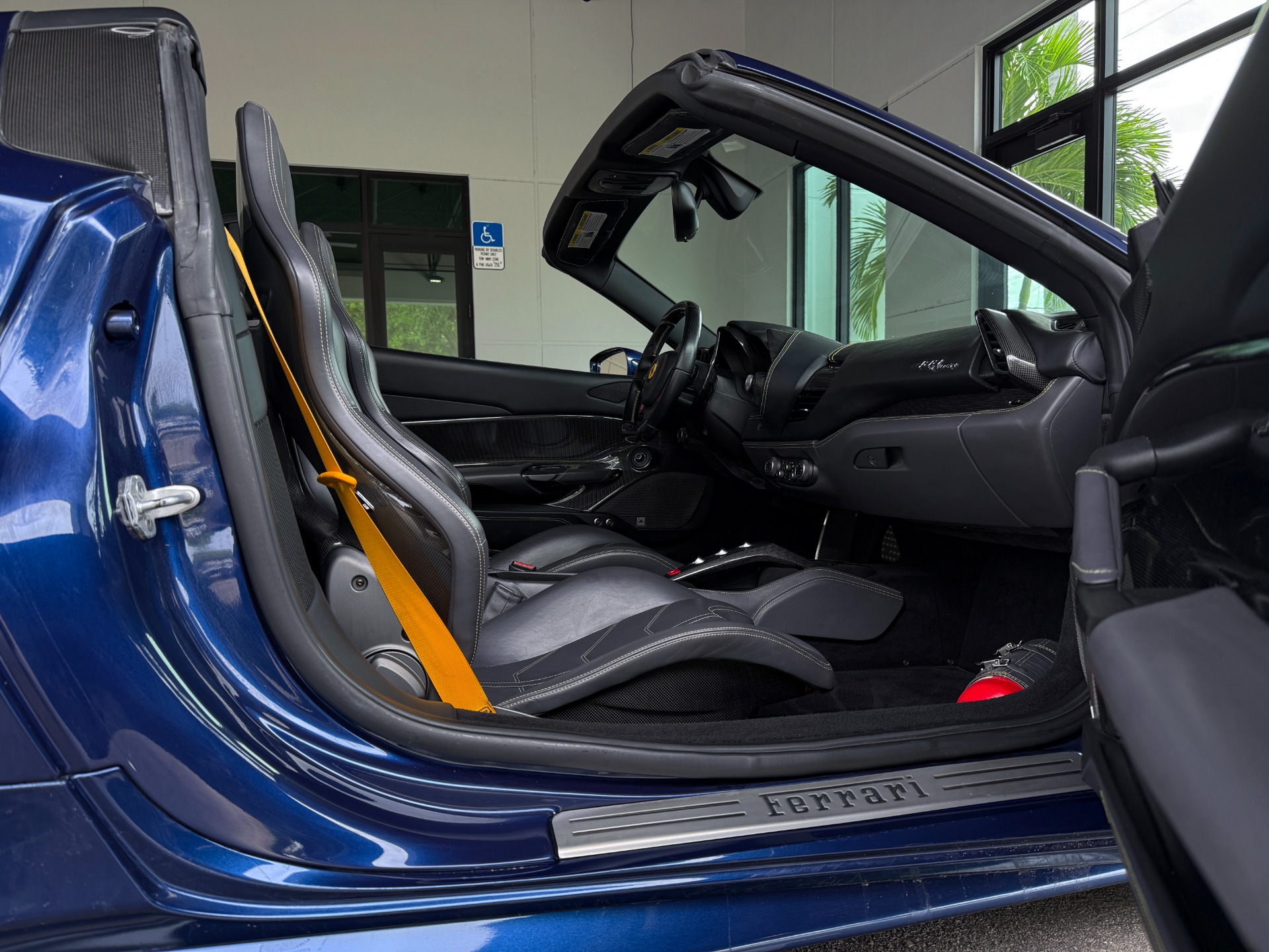 Used-2018-Ferrari-488-Spider