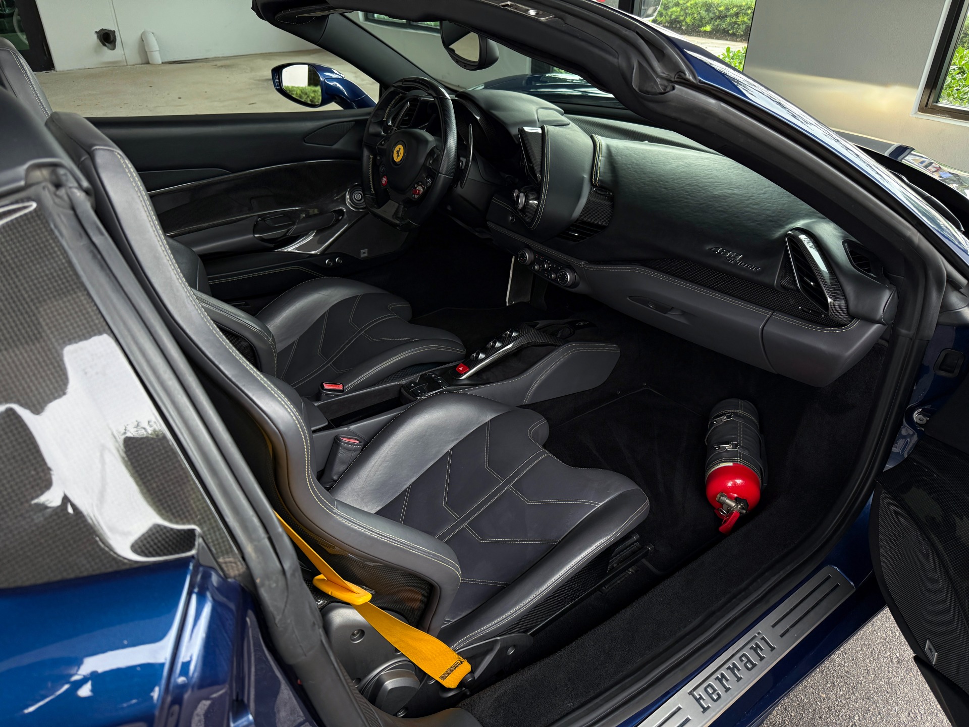 Used-2018-Ferrari-488-Spider