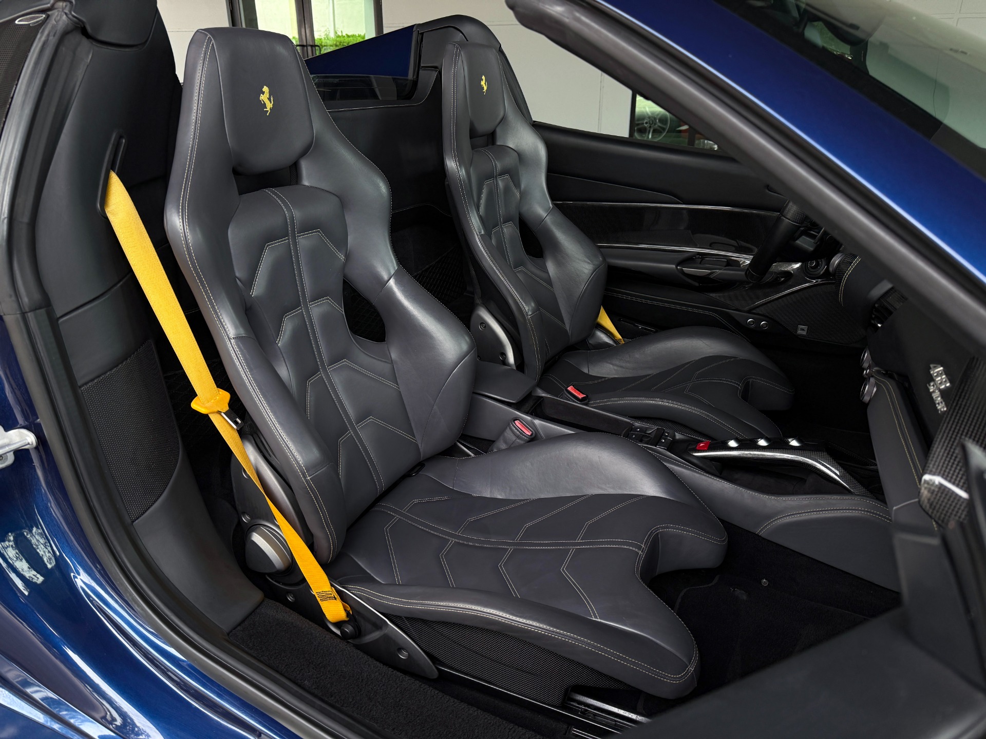 Used-2018-Ferrari-488-Spider