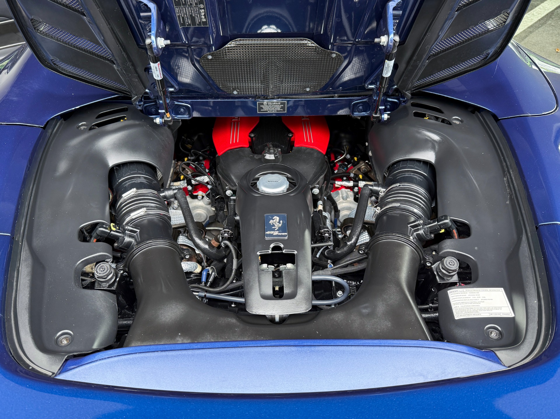 Used-2018-Ferrari-488-Spider