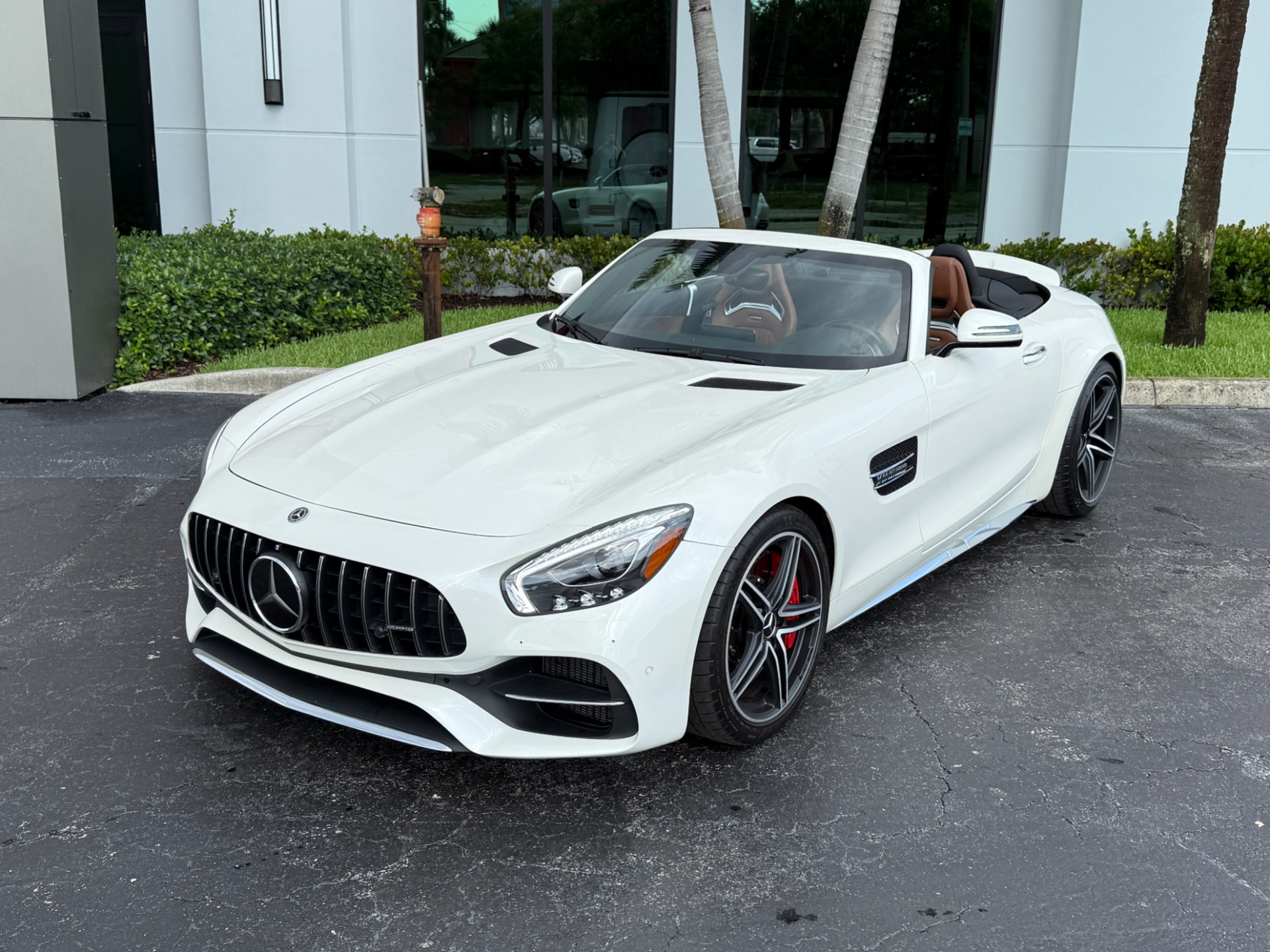 Used-2018-Mercedes-Benz-AMG-GT-C