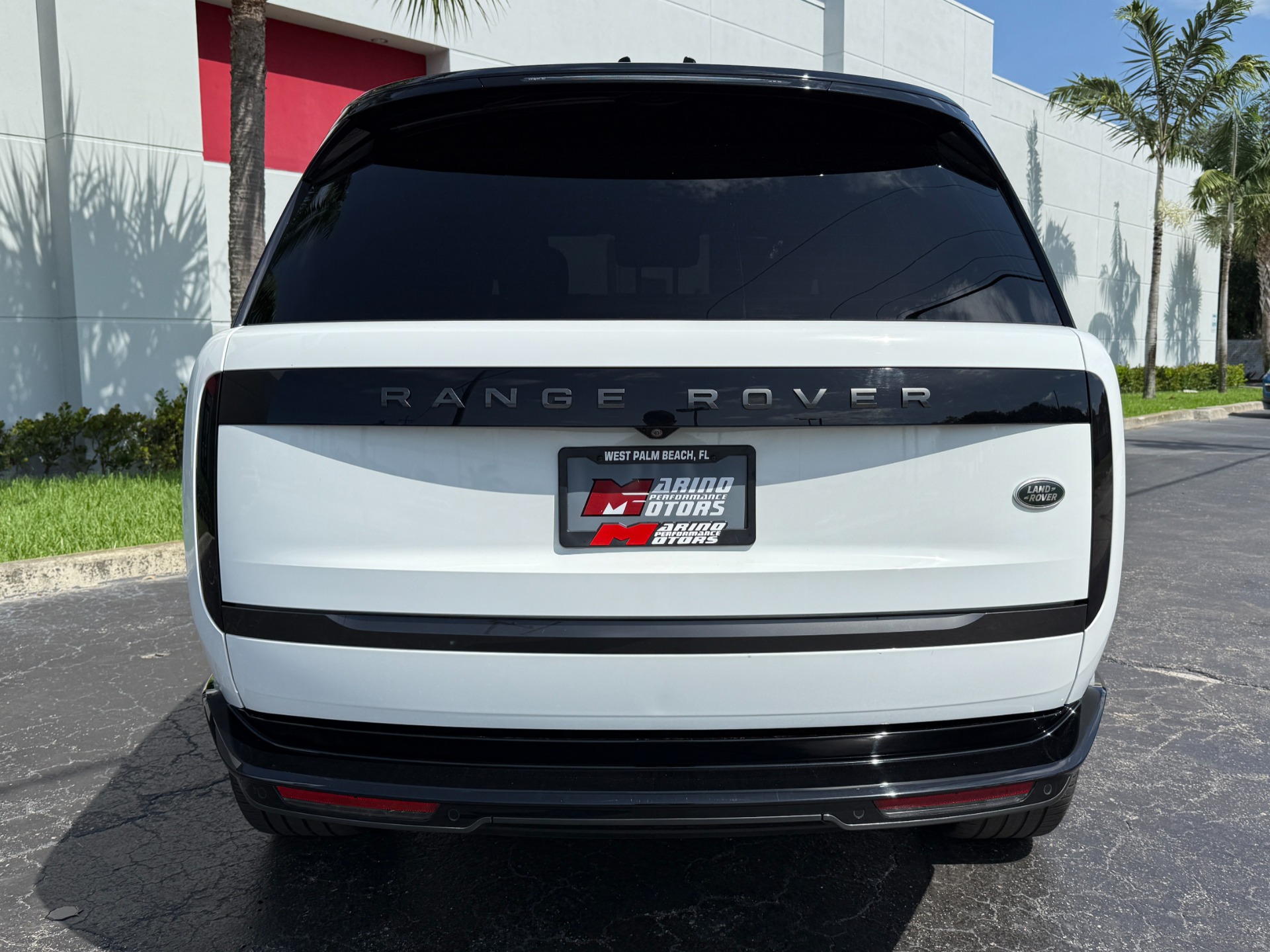 Used-2023-Land-Rover-Range-Rover-P530-SE