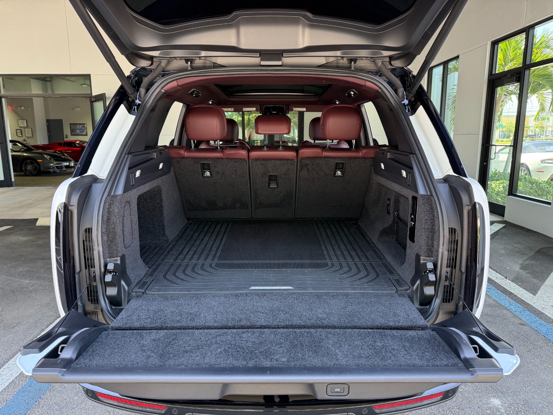 Used-2023-Land-Rover-Range-Rover-P530-SE