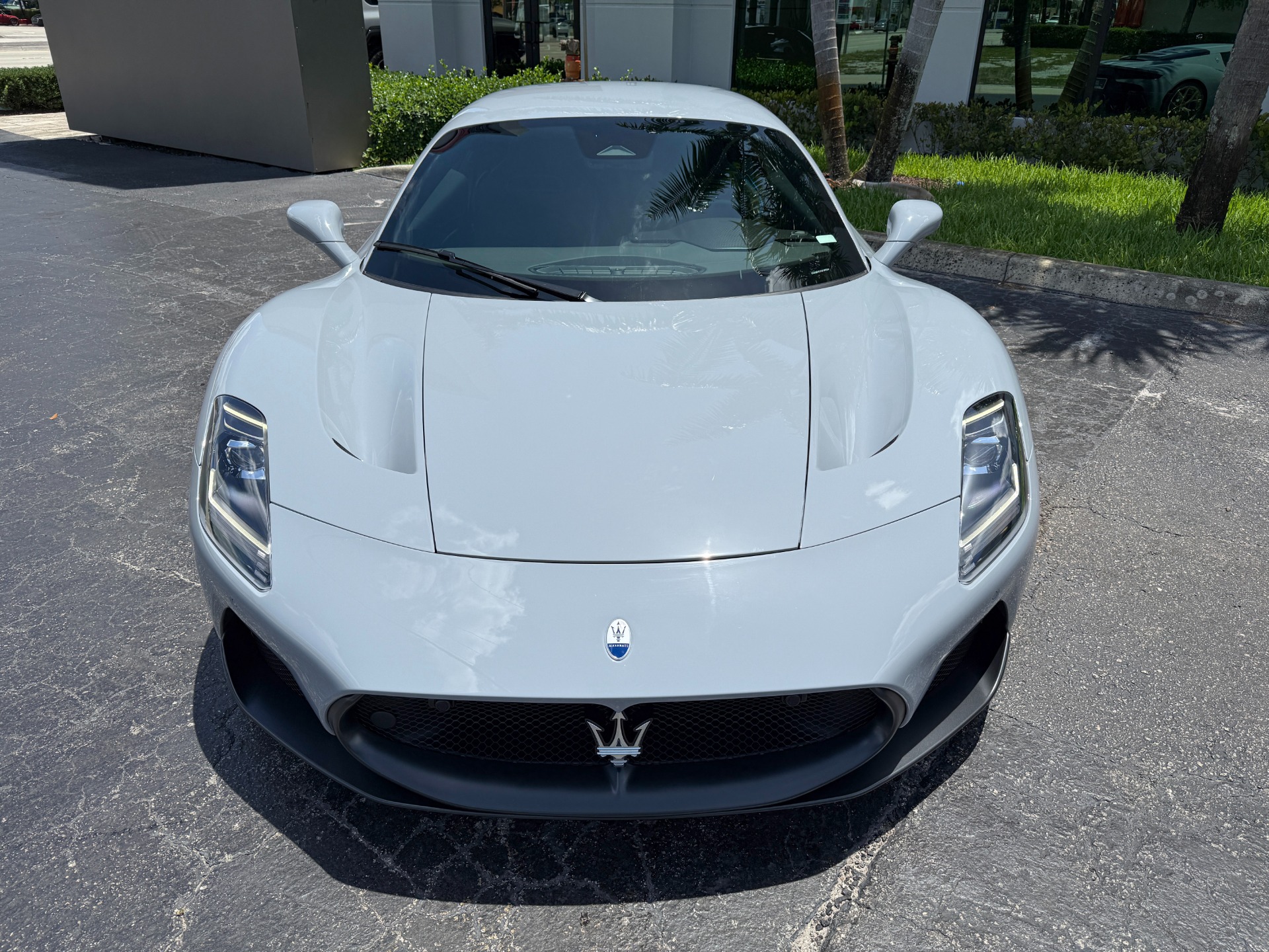Used-2023-Maserati-MC20