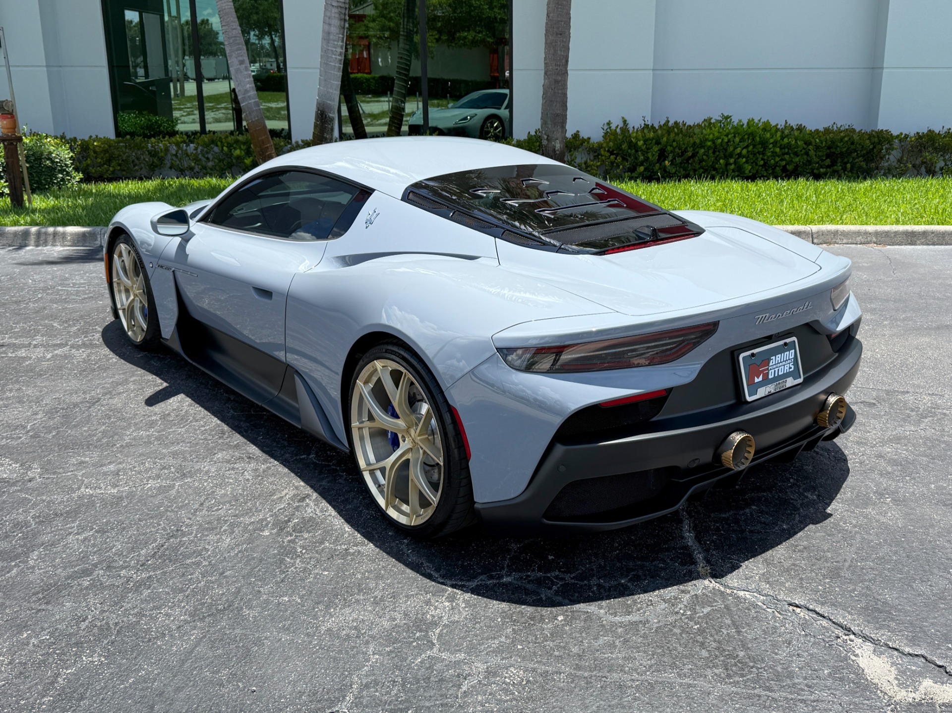 Used-2023-Maserati-MC20