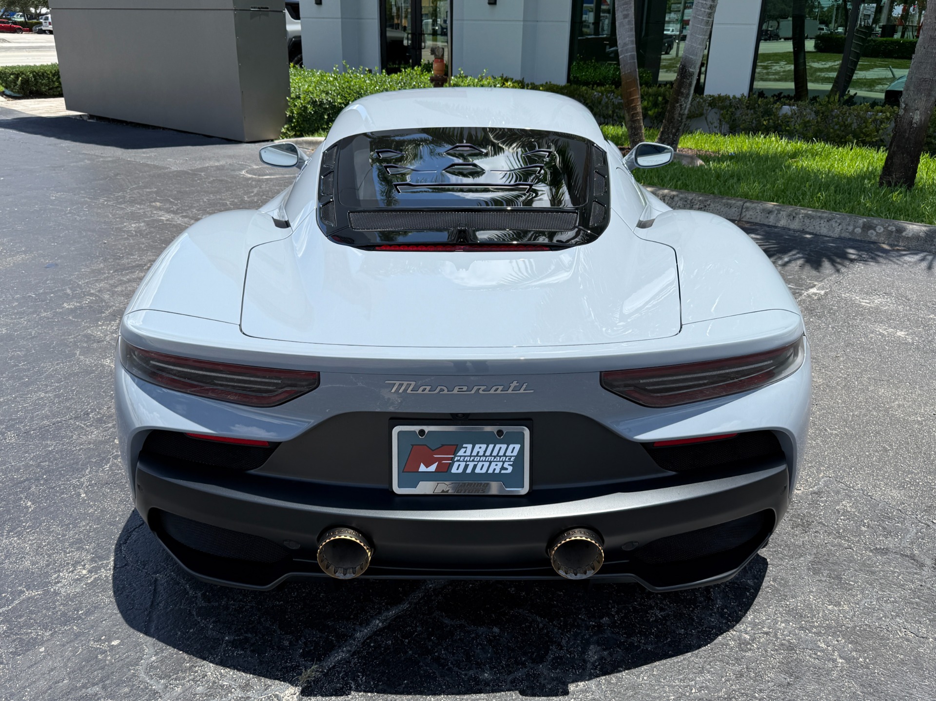 Used-2023-Maserati-MC20