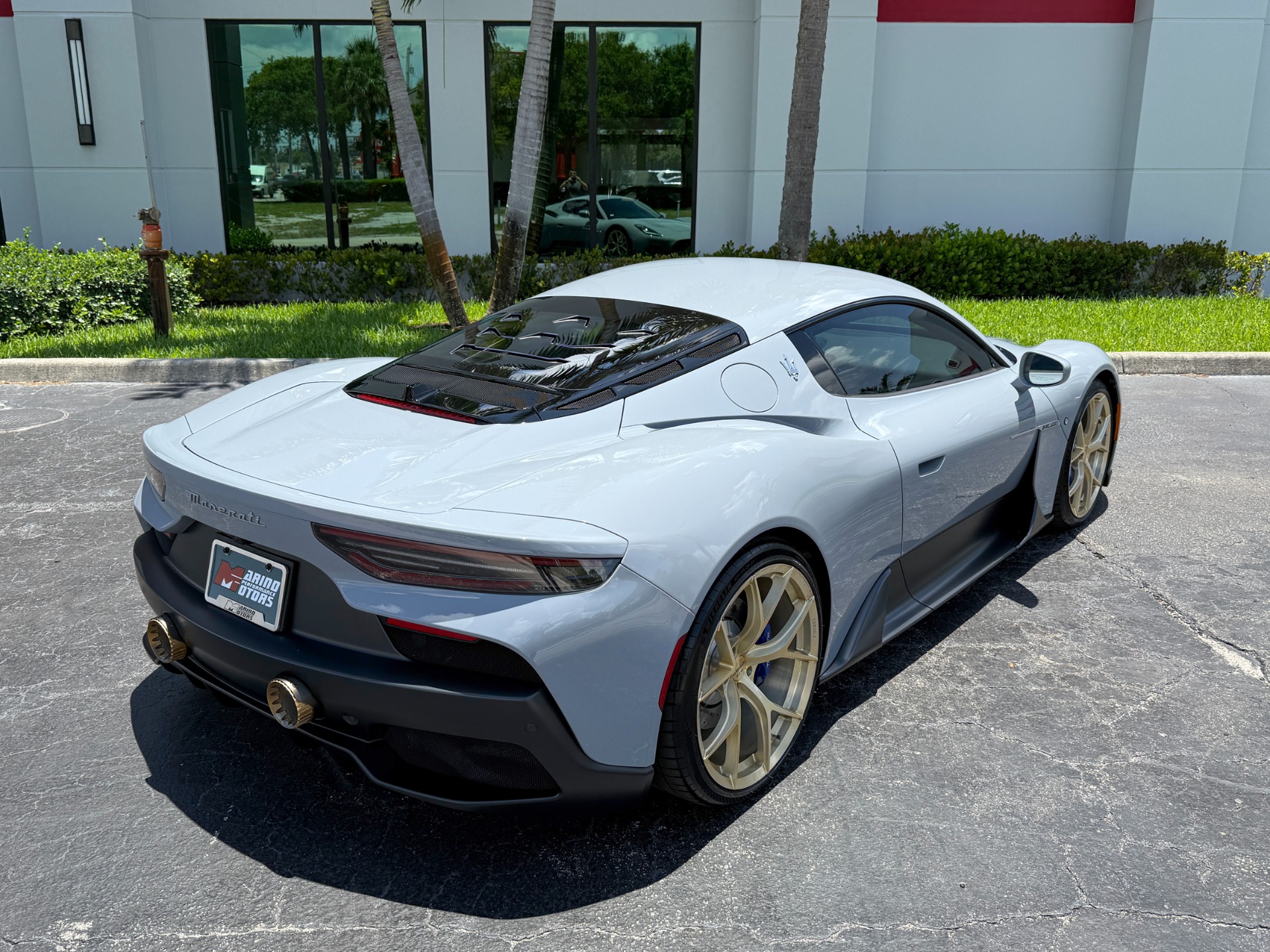 Used-2023-Maserati-MC20