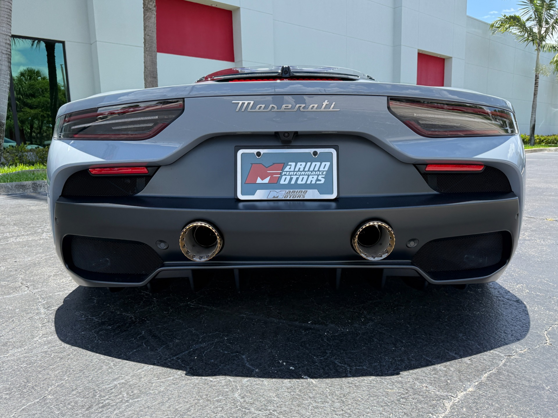Used-2023-Maserati-MC20
