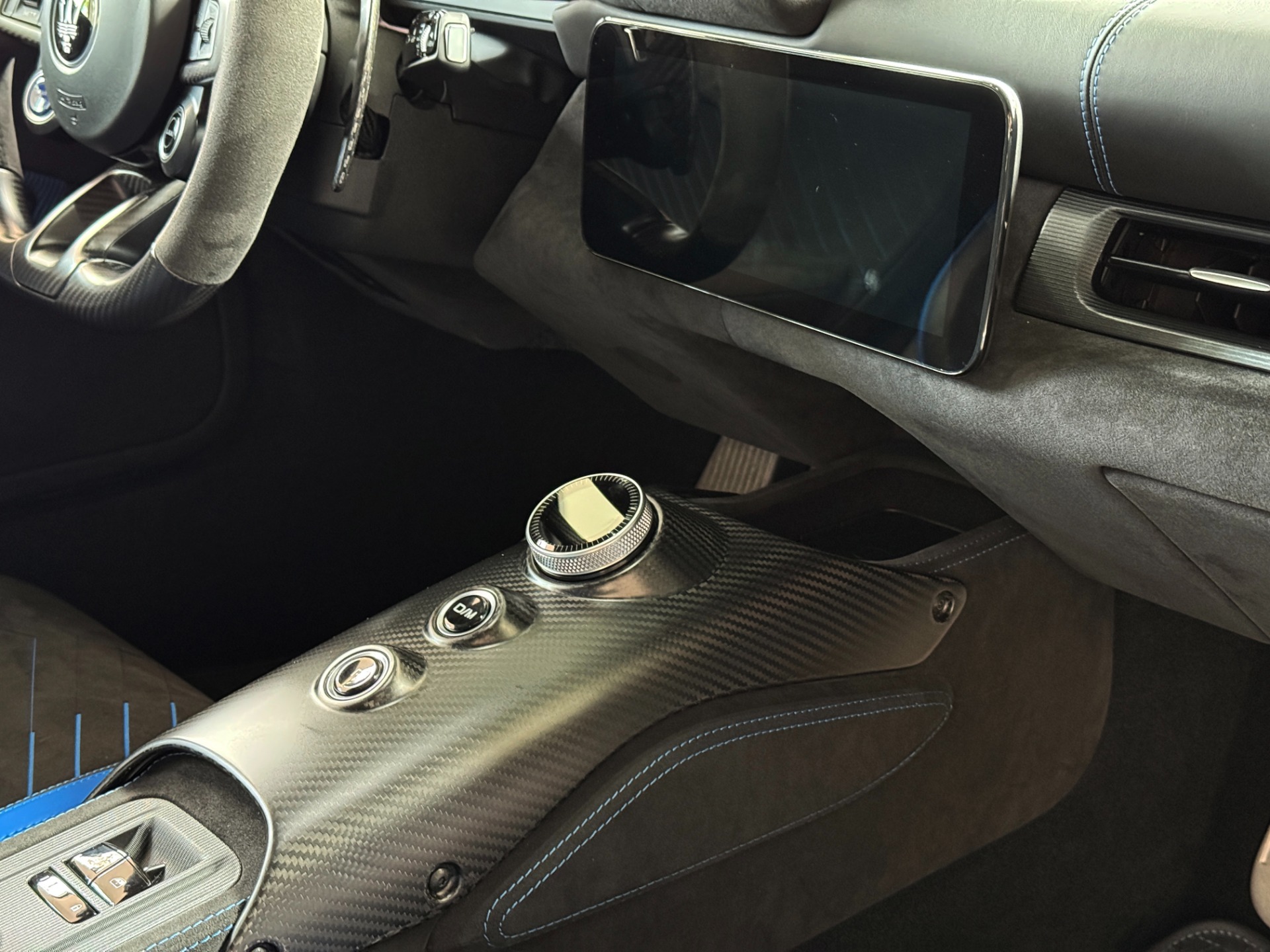 Used-2023-Maserati-MC20