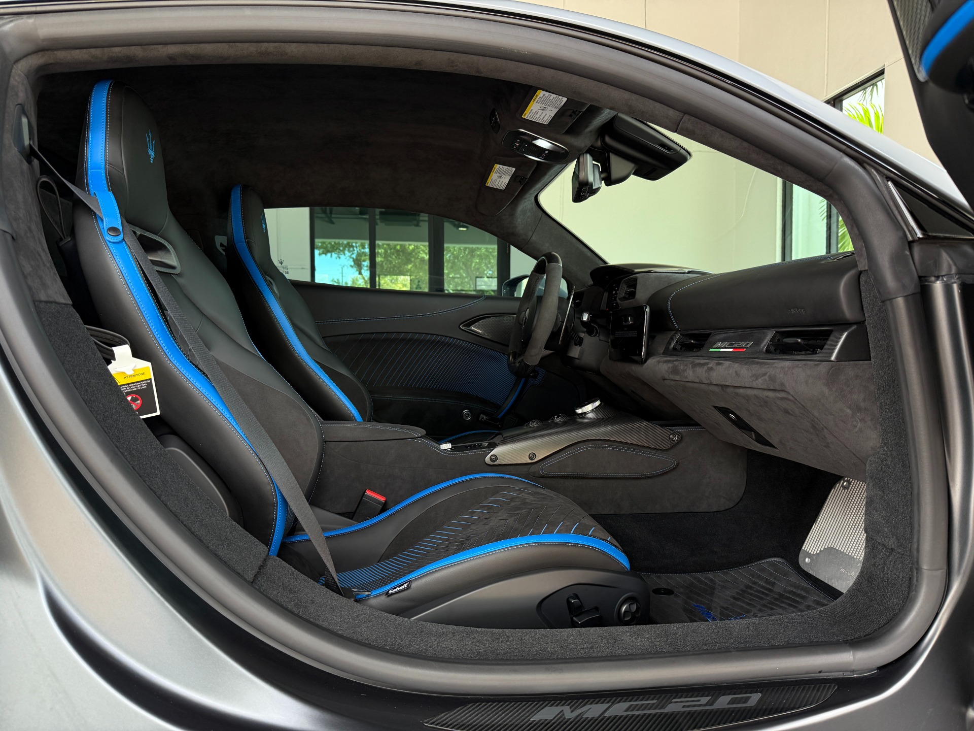 Used-2023-Maserati-MC20