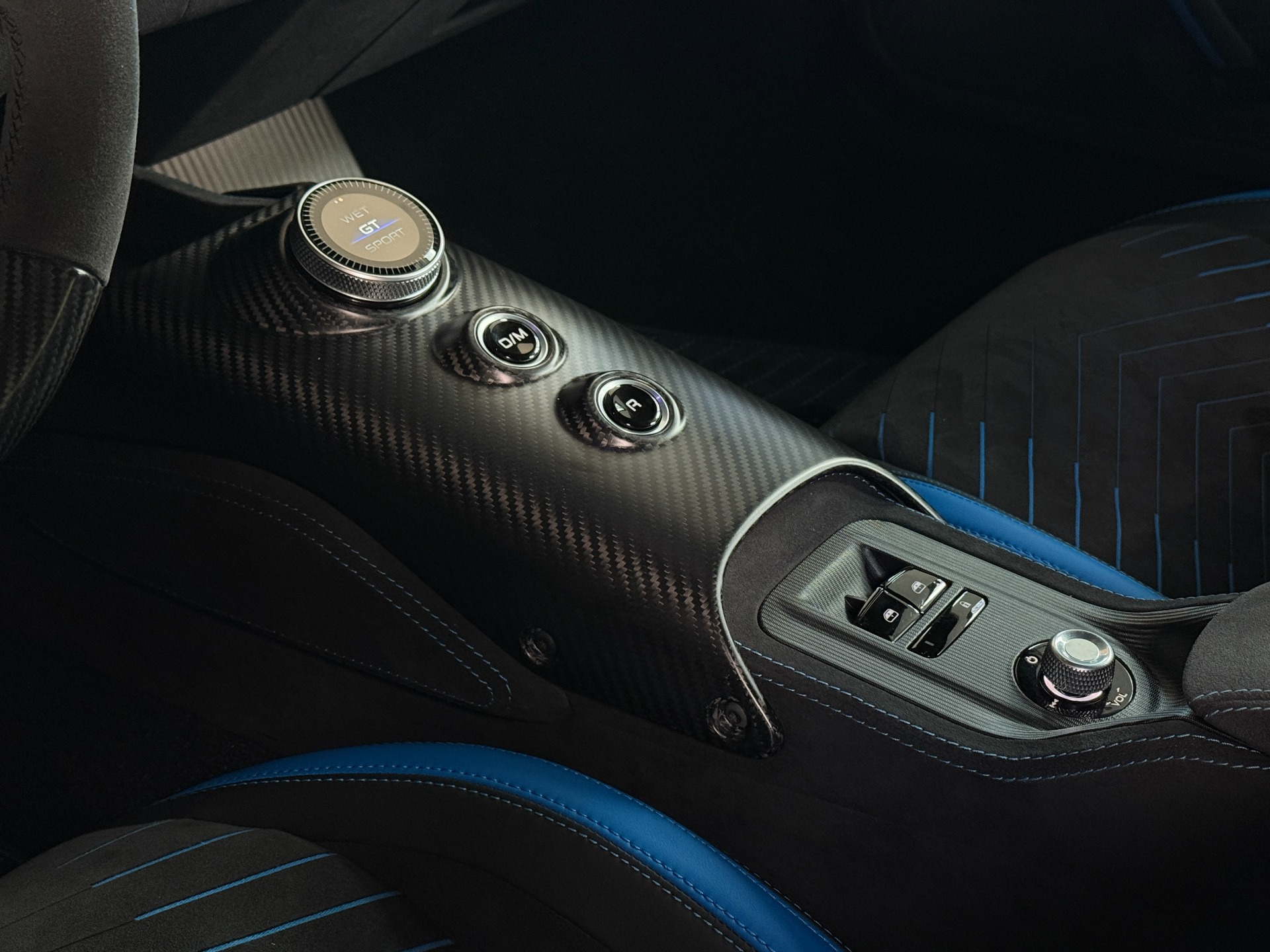 Used-2023-Maserati-MC20