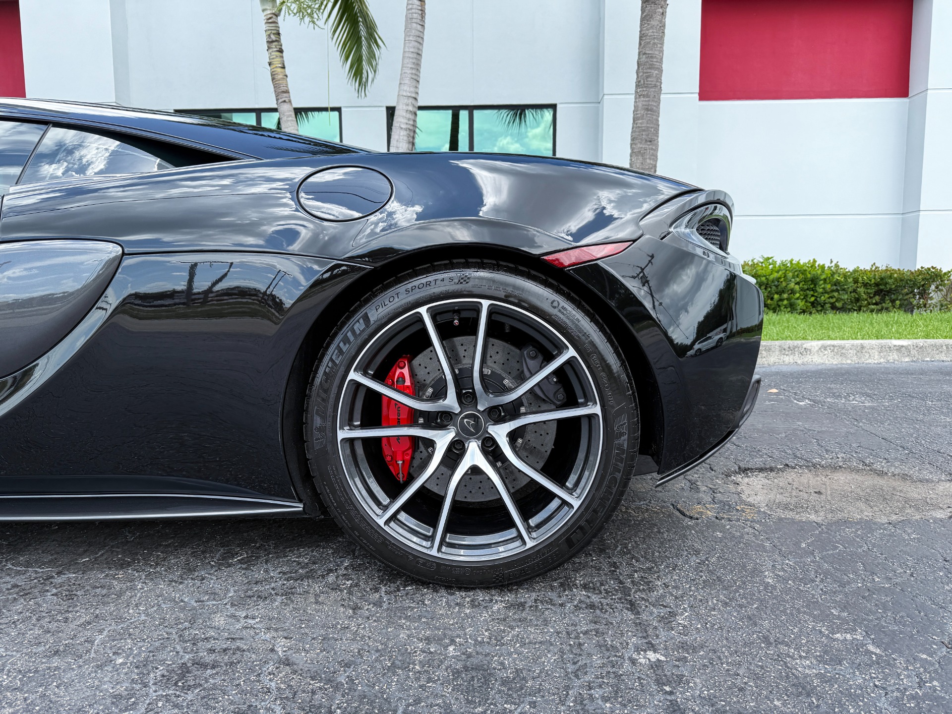 Used-2017-McLaren-570S
