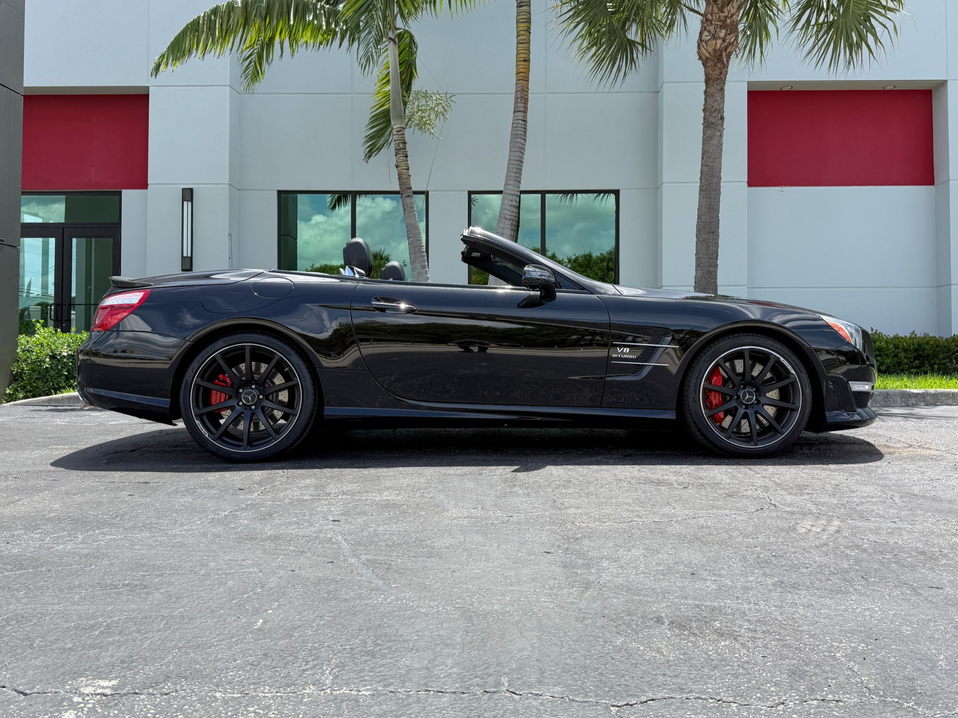 Used-2014-Mercedes-Benz-SL-Class-SL-63-AMG