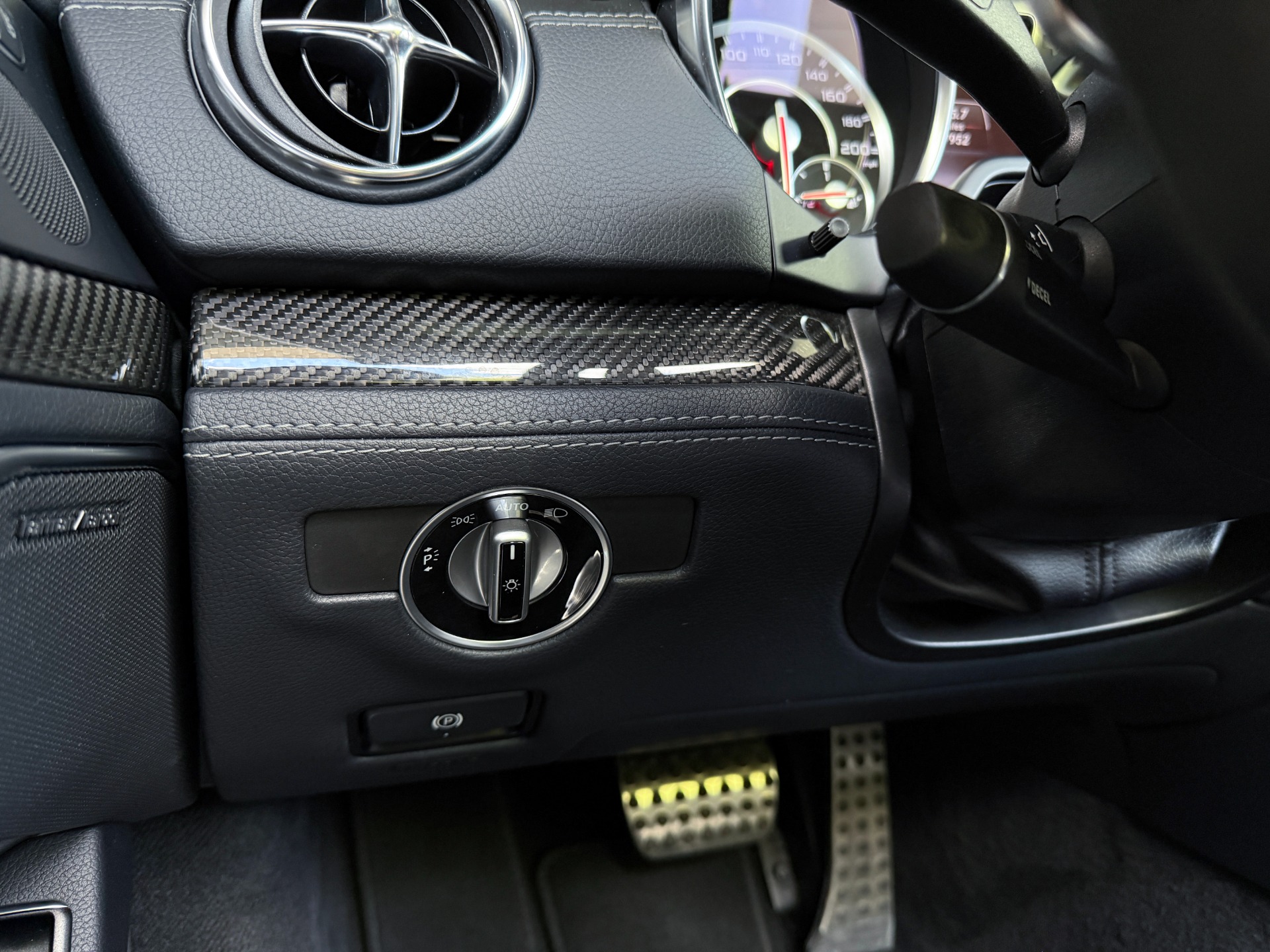 Used-2014-Mercedes-Benz-SL-Class-SL-63-AMG