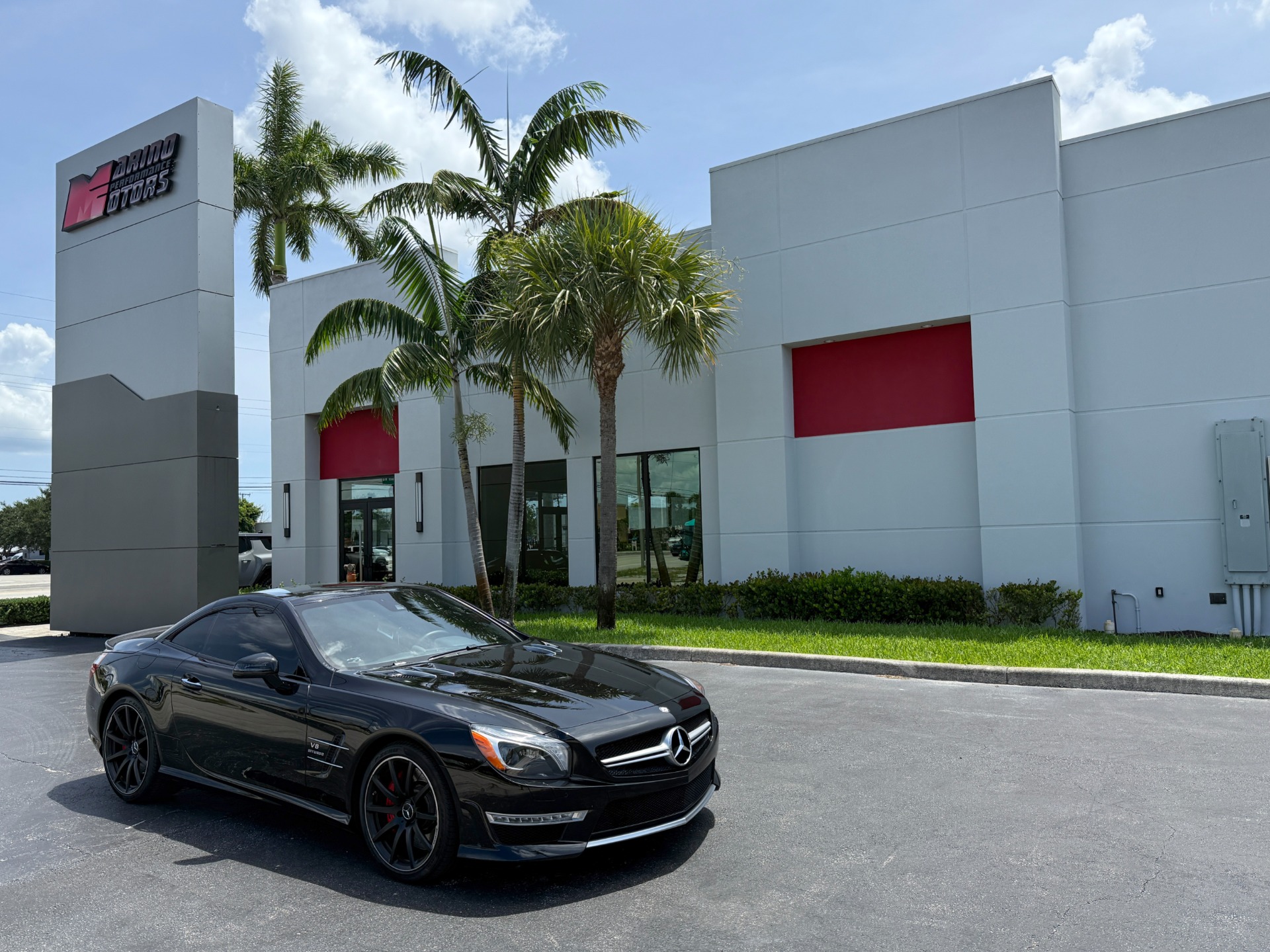Used-2014-Mercedes-Benz-SL-Class-SL-63-AMG