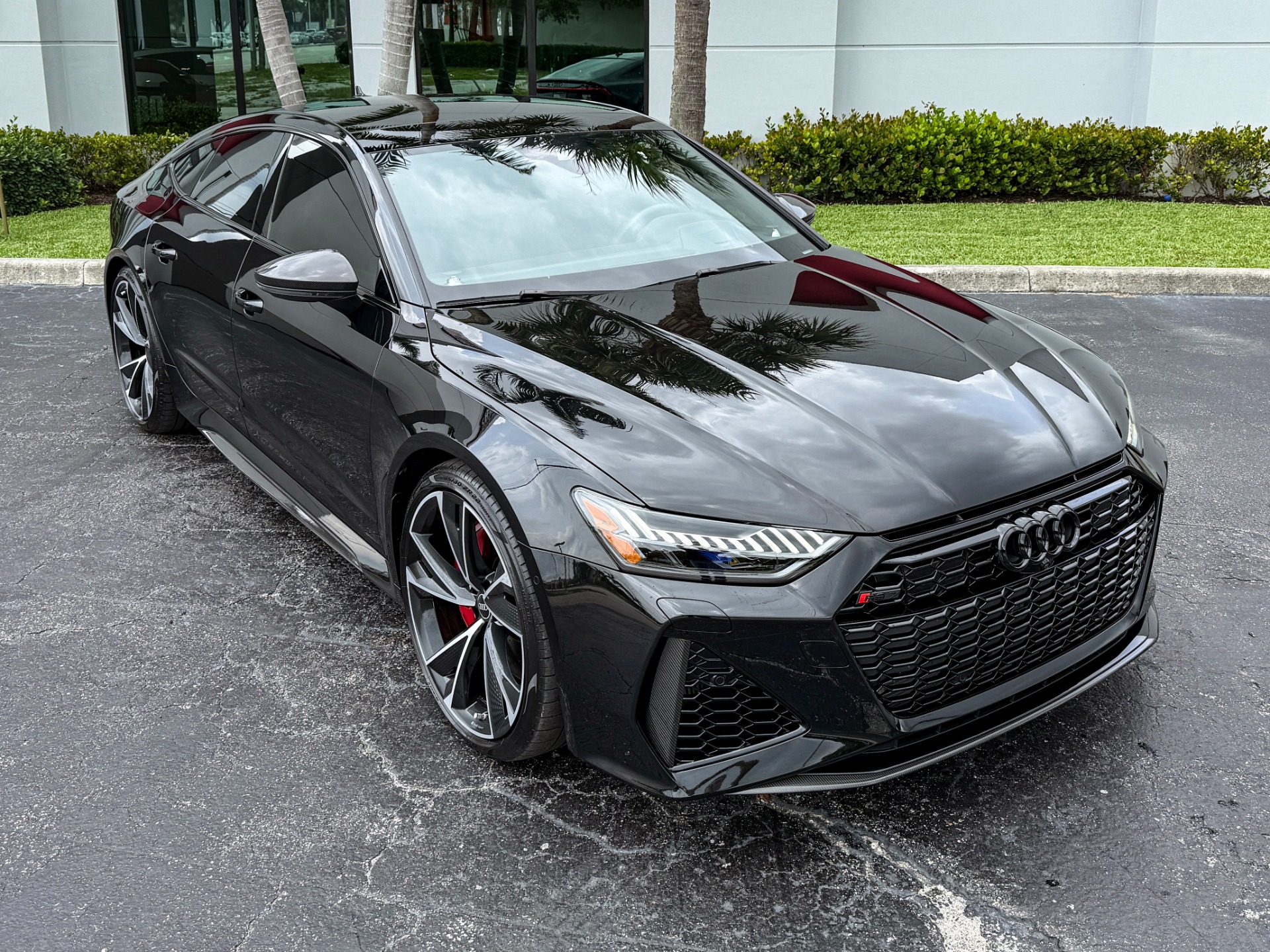 Used-2021-Audi-RS-7-40T-quattro