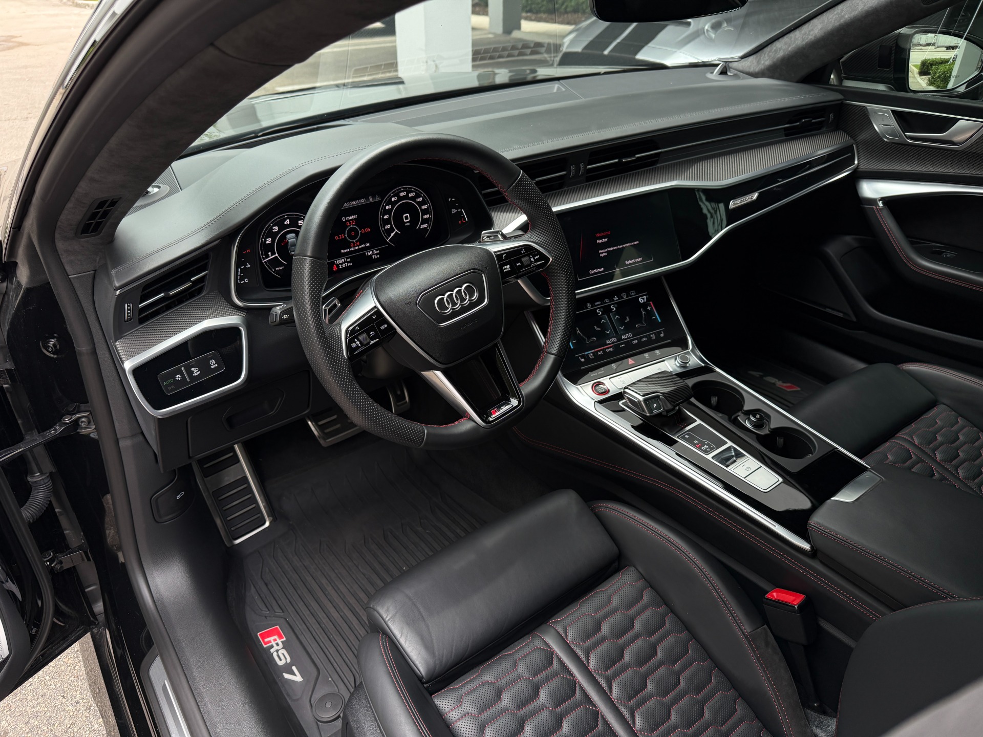 Used-2021-Audi-RS-7-40T-quattro