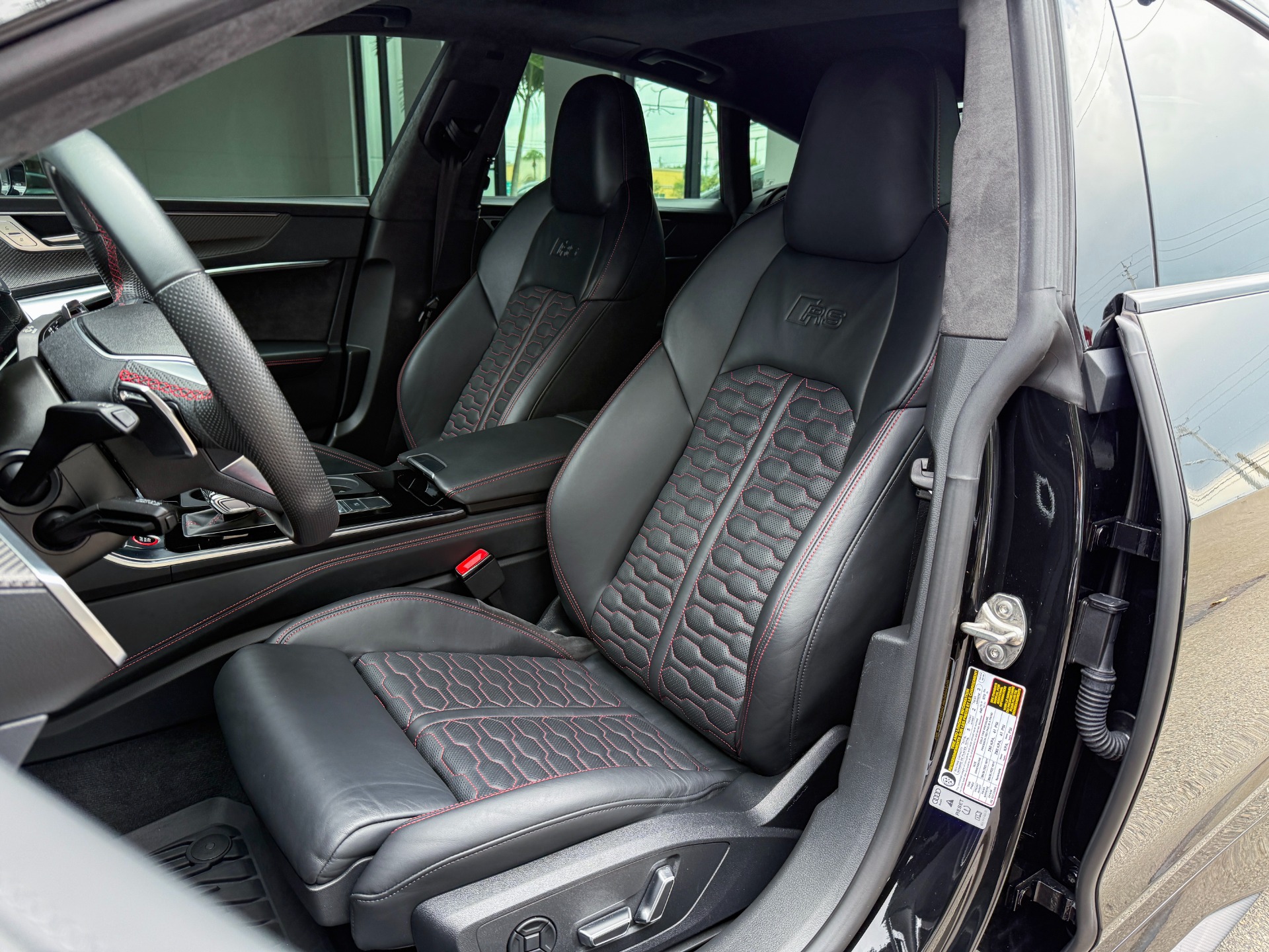 Used-2021-Audi-RS-7-40T-quattro