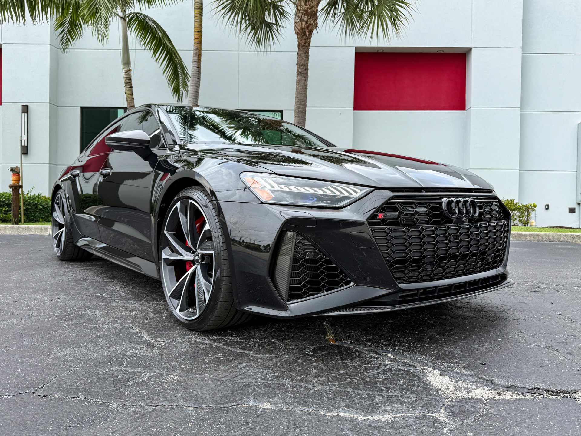 Used-2021-Audi-RS-7-40T-quattro