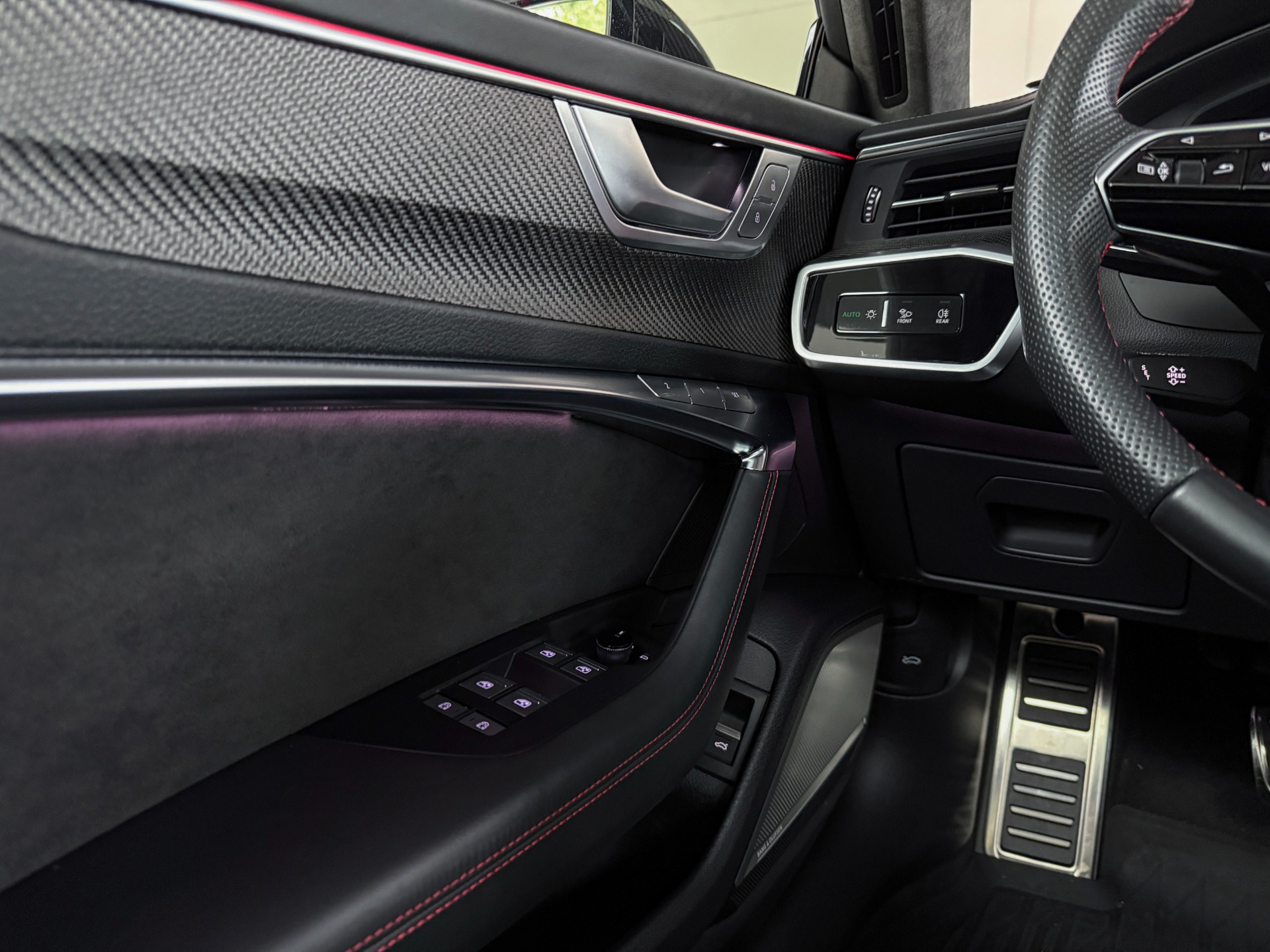 Used-2021-Audi-RS-7-40T-quattro