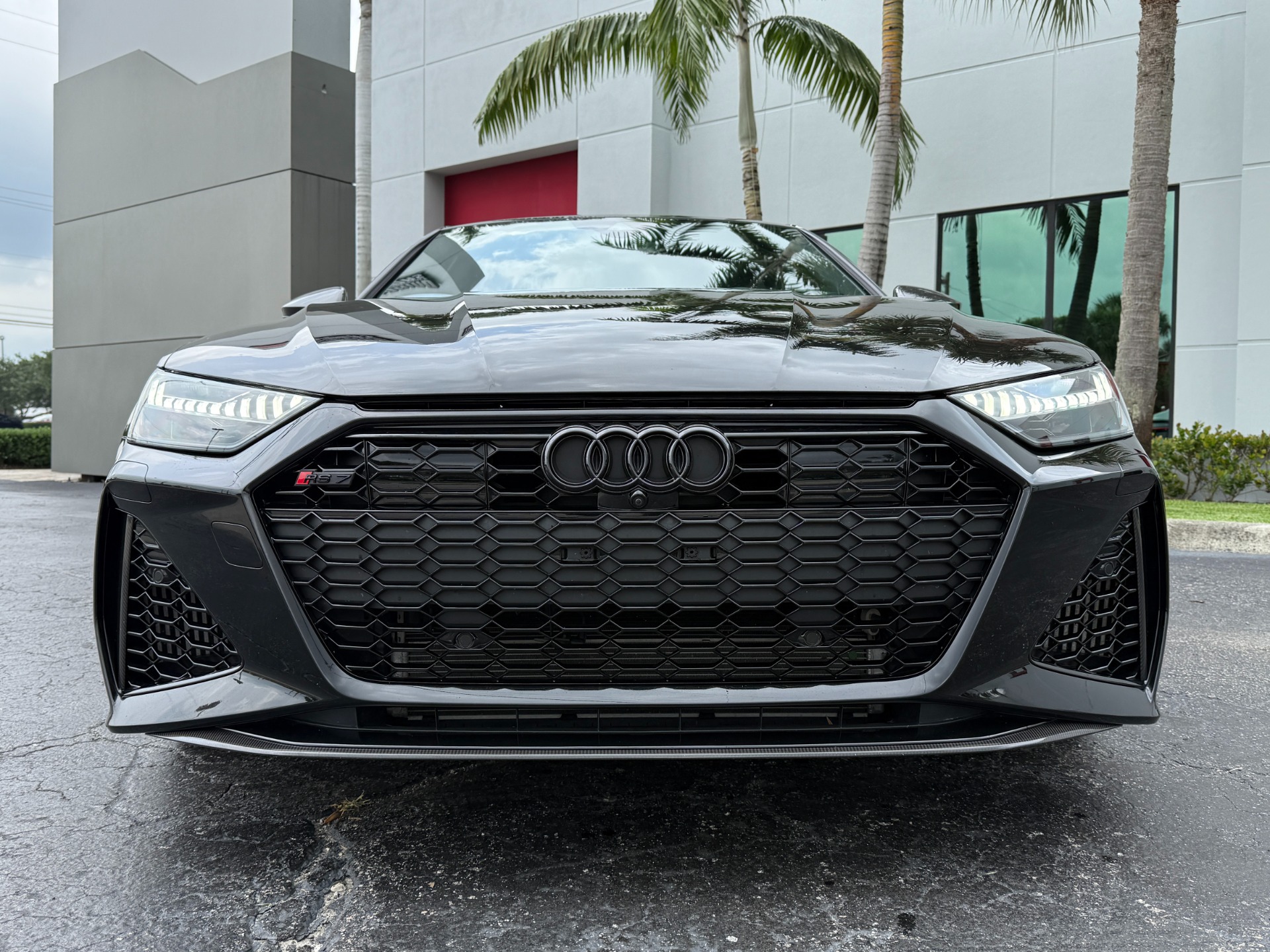 Used-2021-Audi-RS-7-40T-quattro