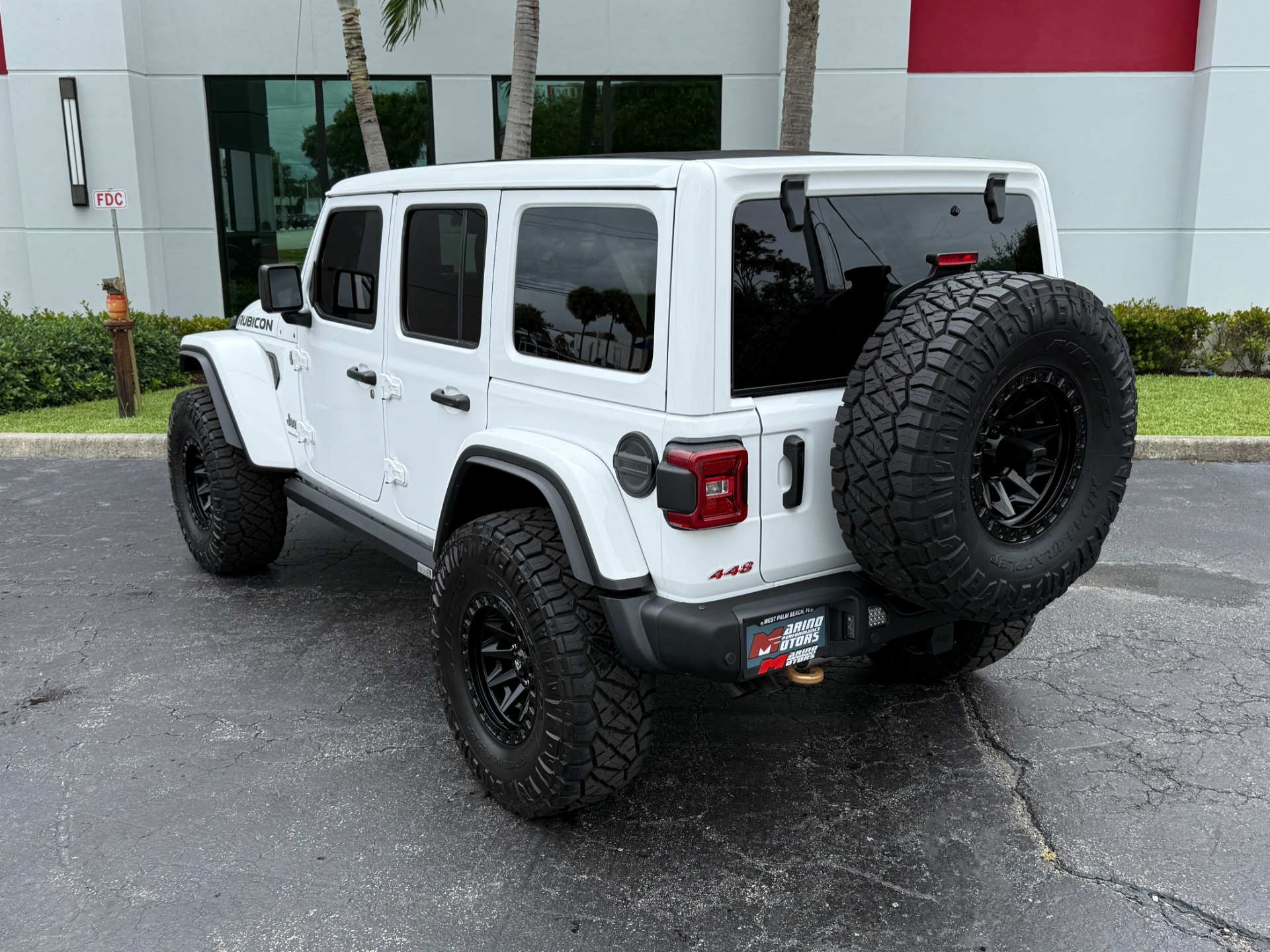 Used-2024-Jeep-Wrangler-Rubicon-392