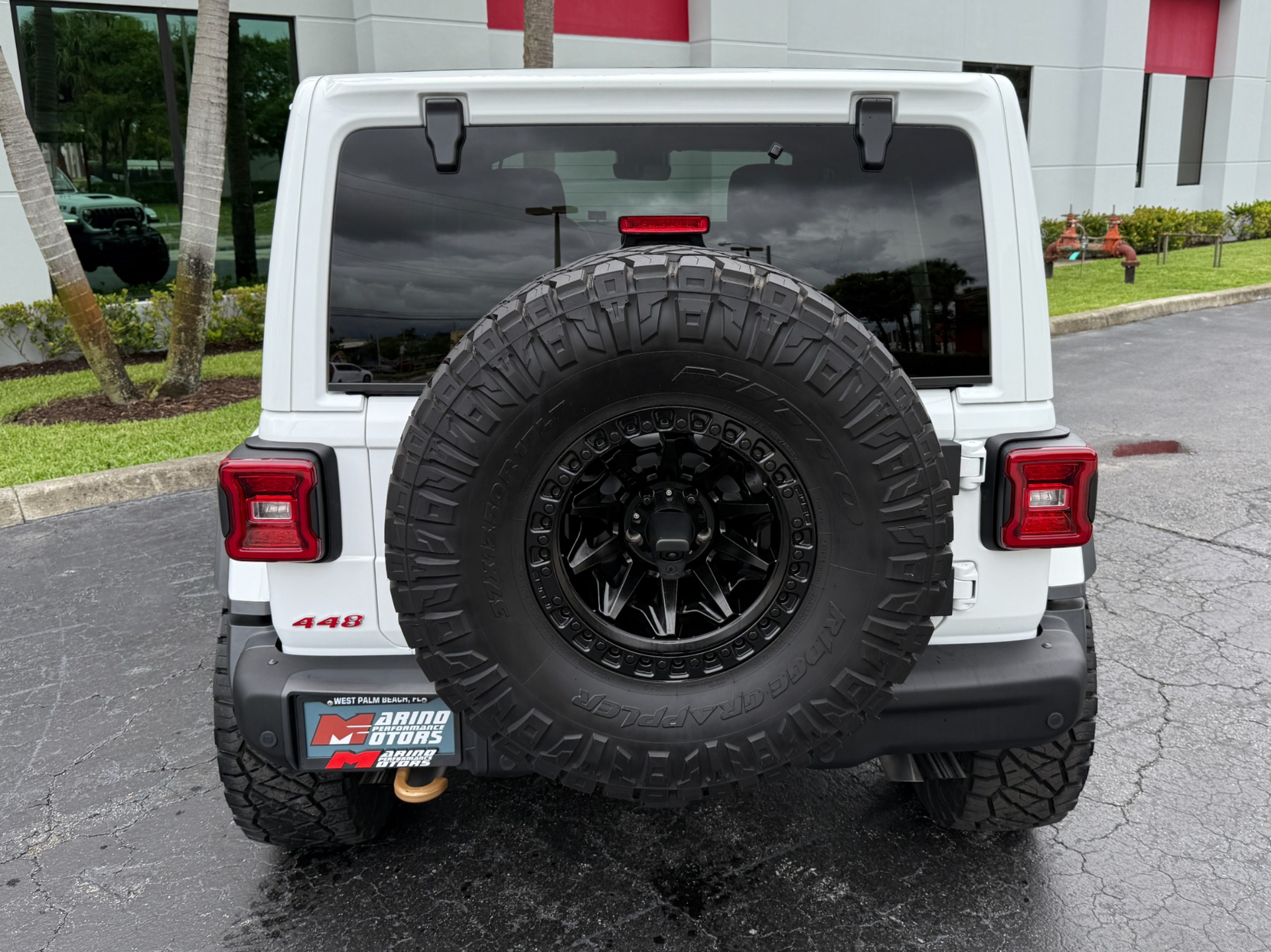 Used-2024-Jeep-Wrangler-Rubicon-392