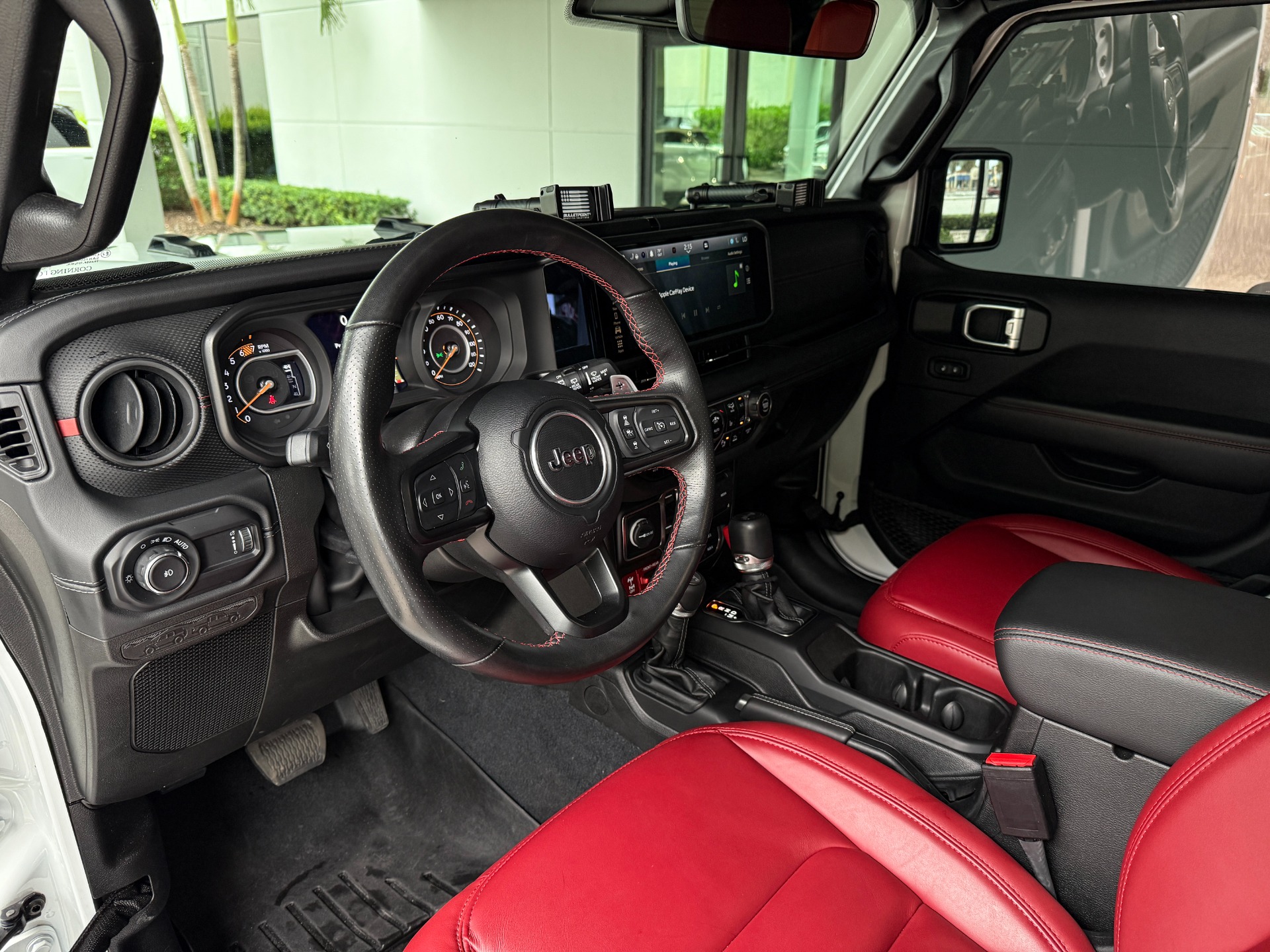 Used-2024-Jeep-Wrangler-Rubicon-392