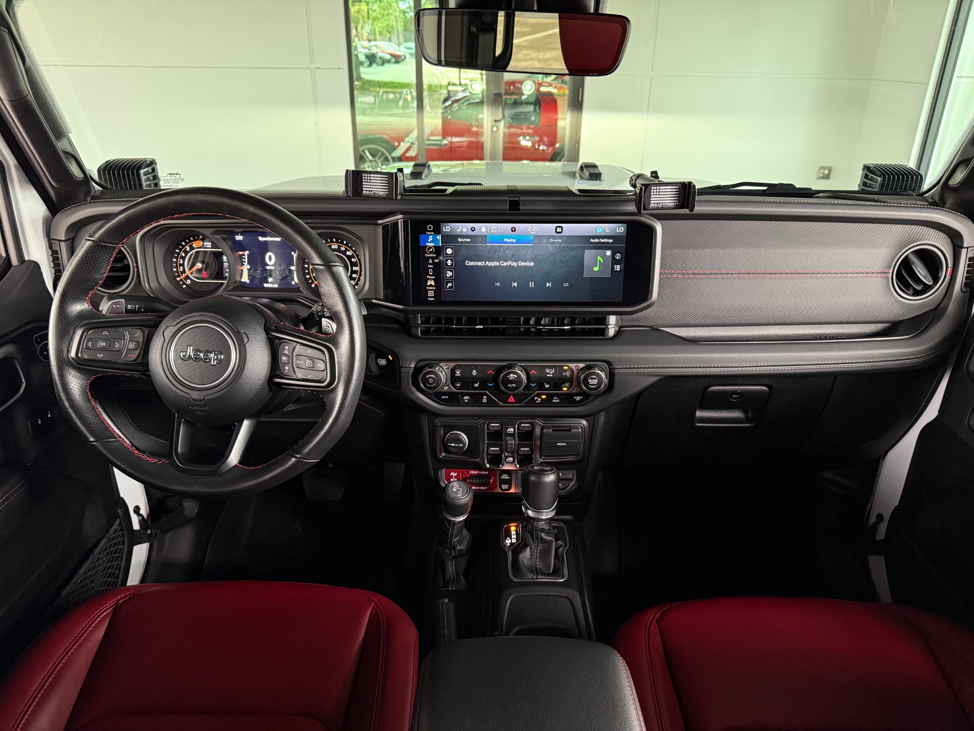 Used-2024-Jeep-Wrangler-Rubicon-392