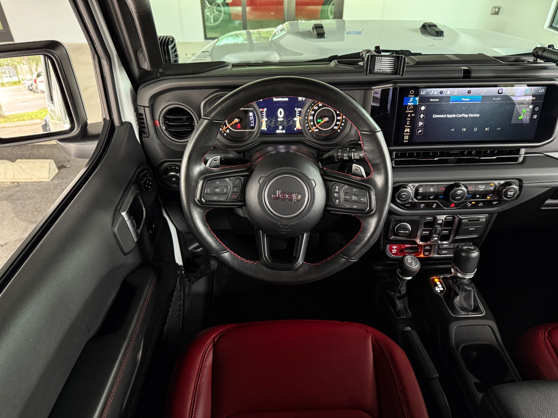 Used-2024-Jeep-Wrangler-Rubicon-392