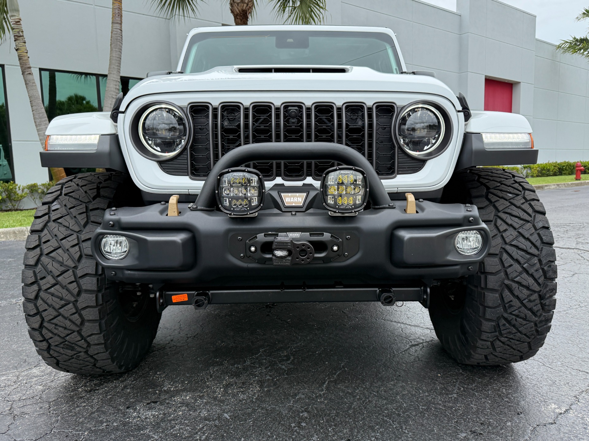 Used-2024-Jeep-Wrangler-Rubicon-392