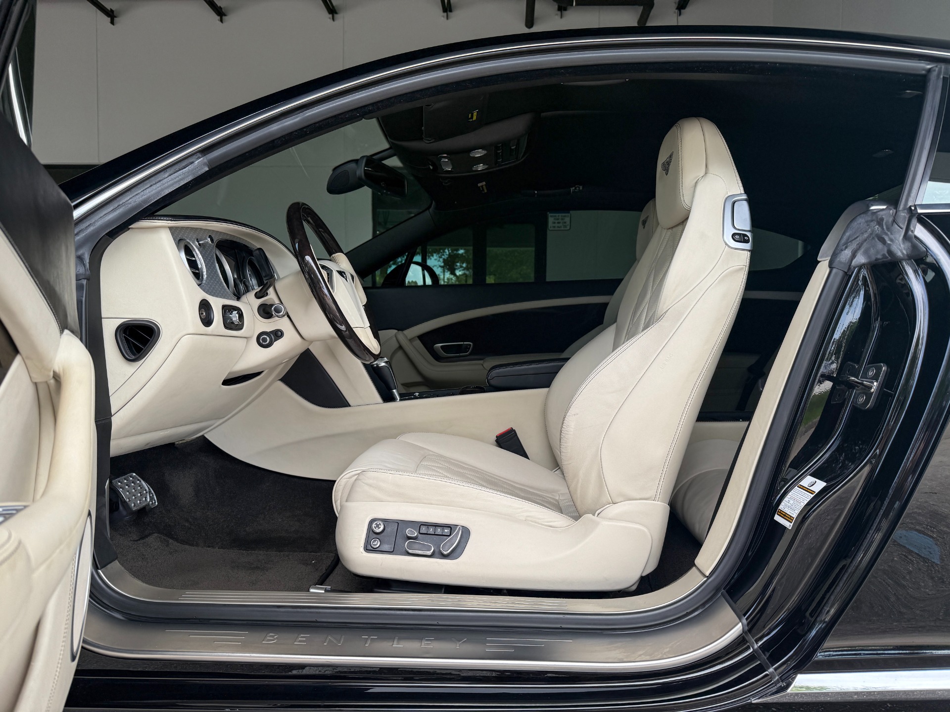Used-2013-Bentley-Continental-GT-V8