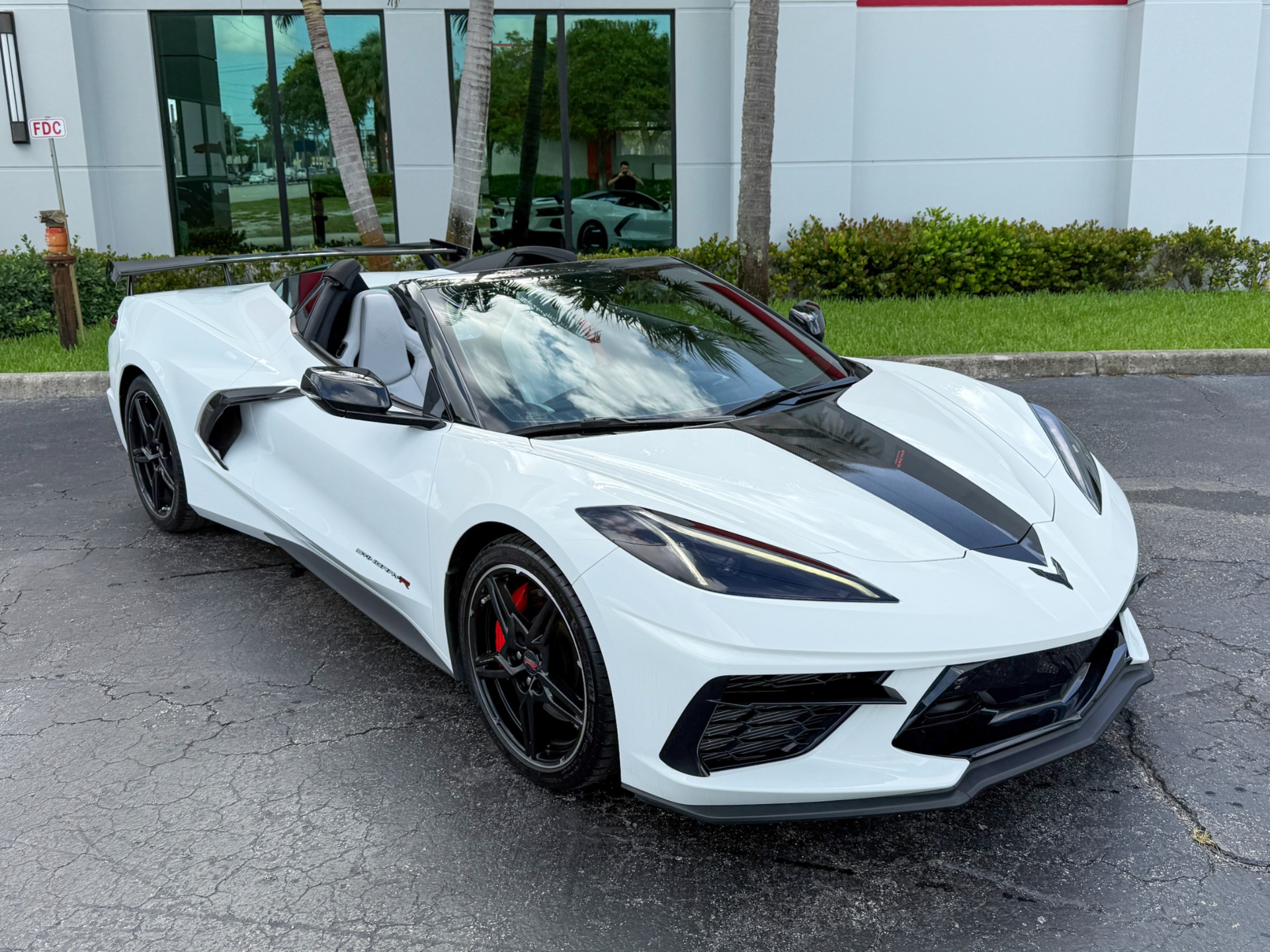 Used-2023-Chevrolet-Corvette-Stingray
