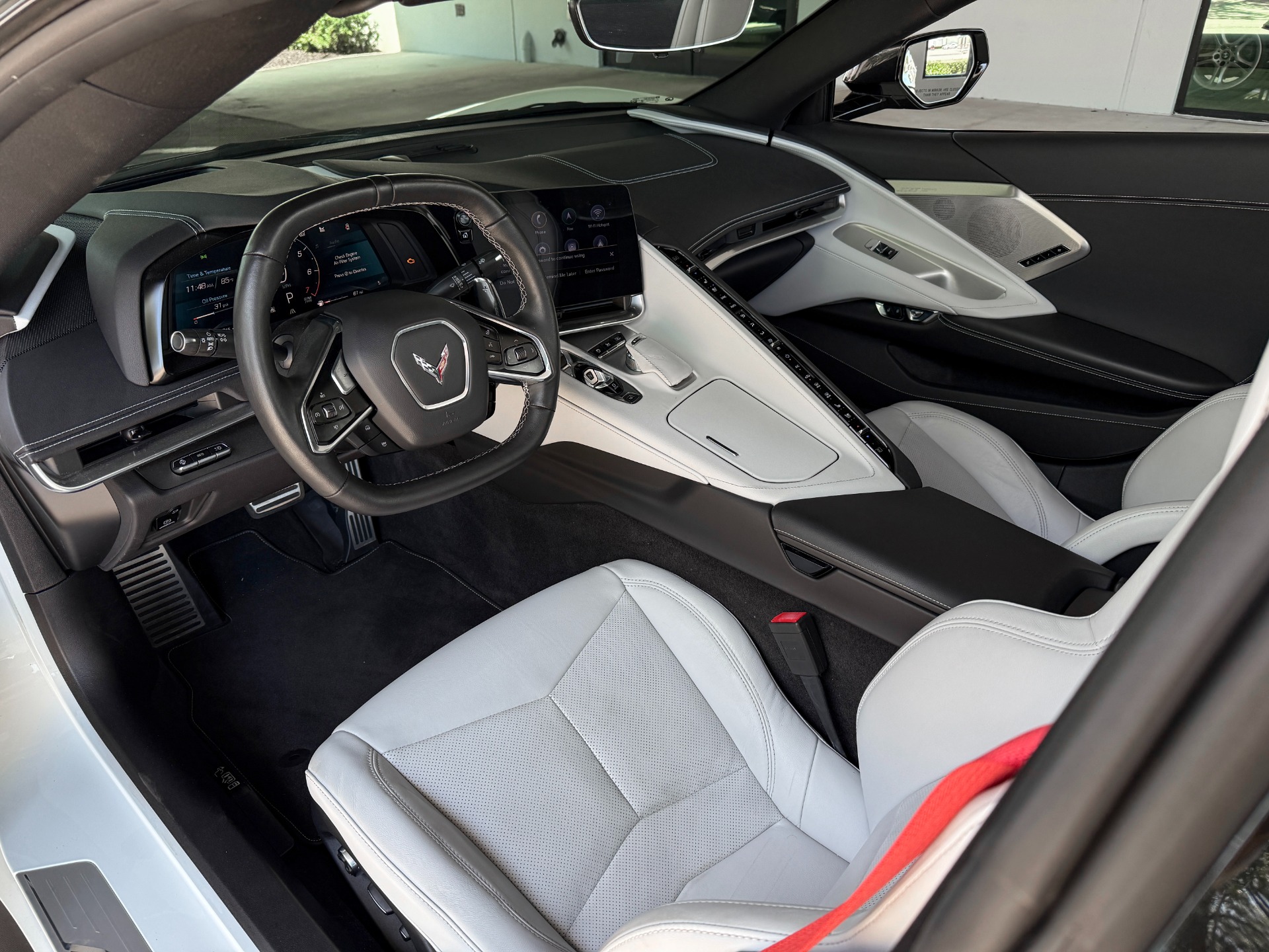 Used-2023-Chevrolet-Corvette-Stingray