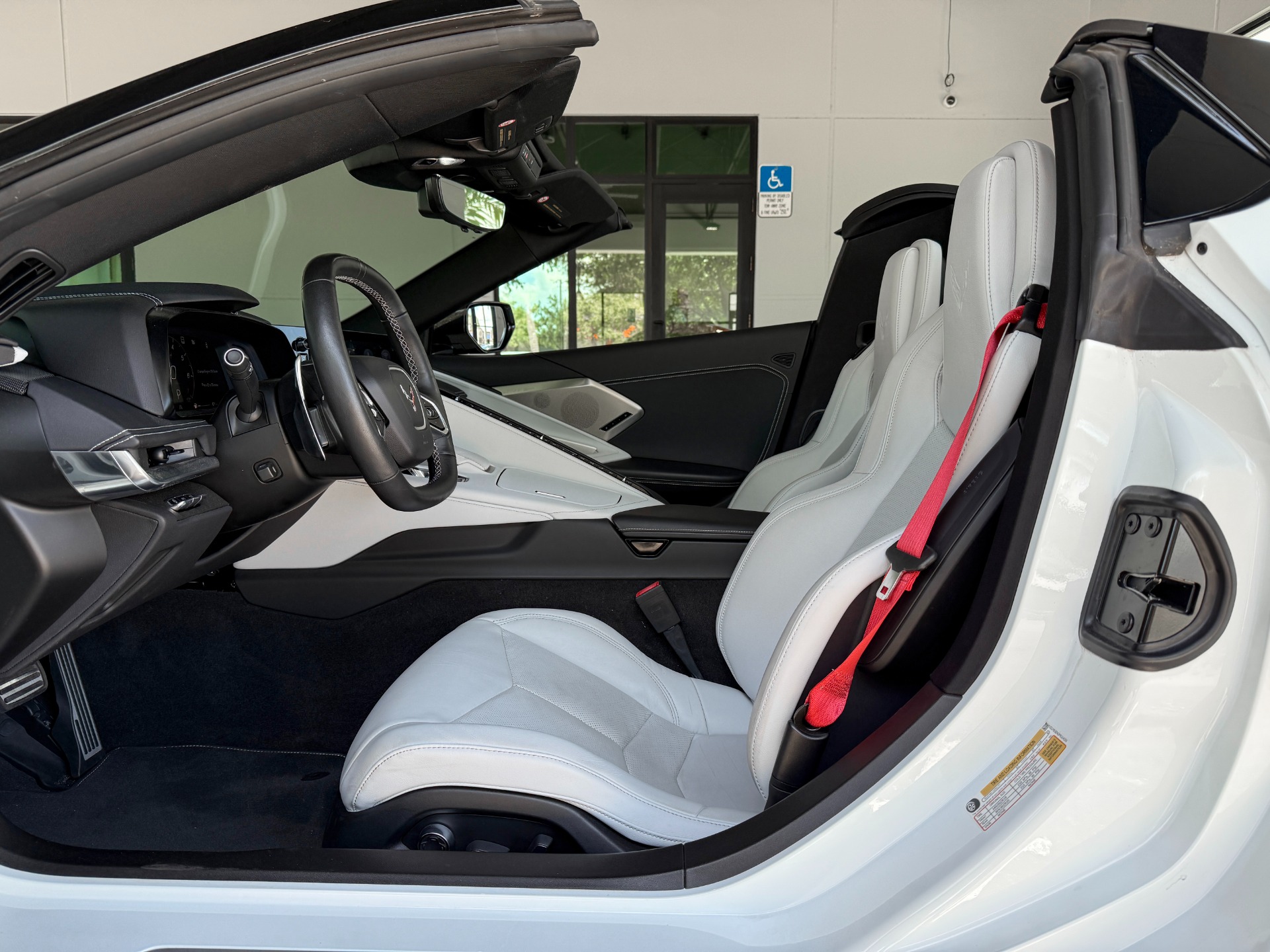 Used-2023-Chevrolet-Corvette-Stingray