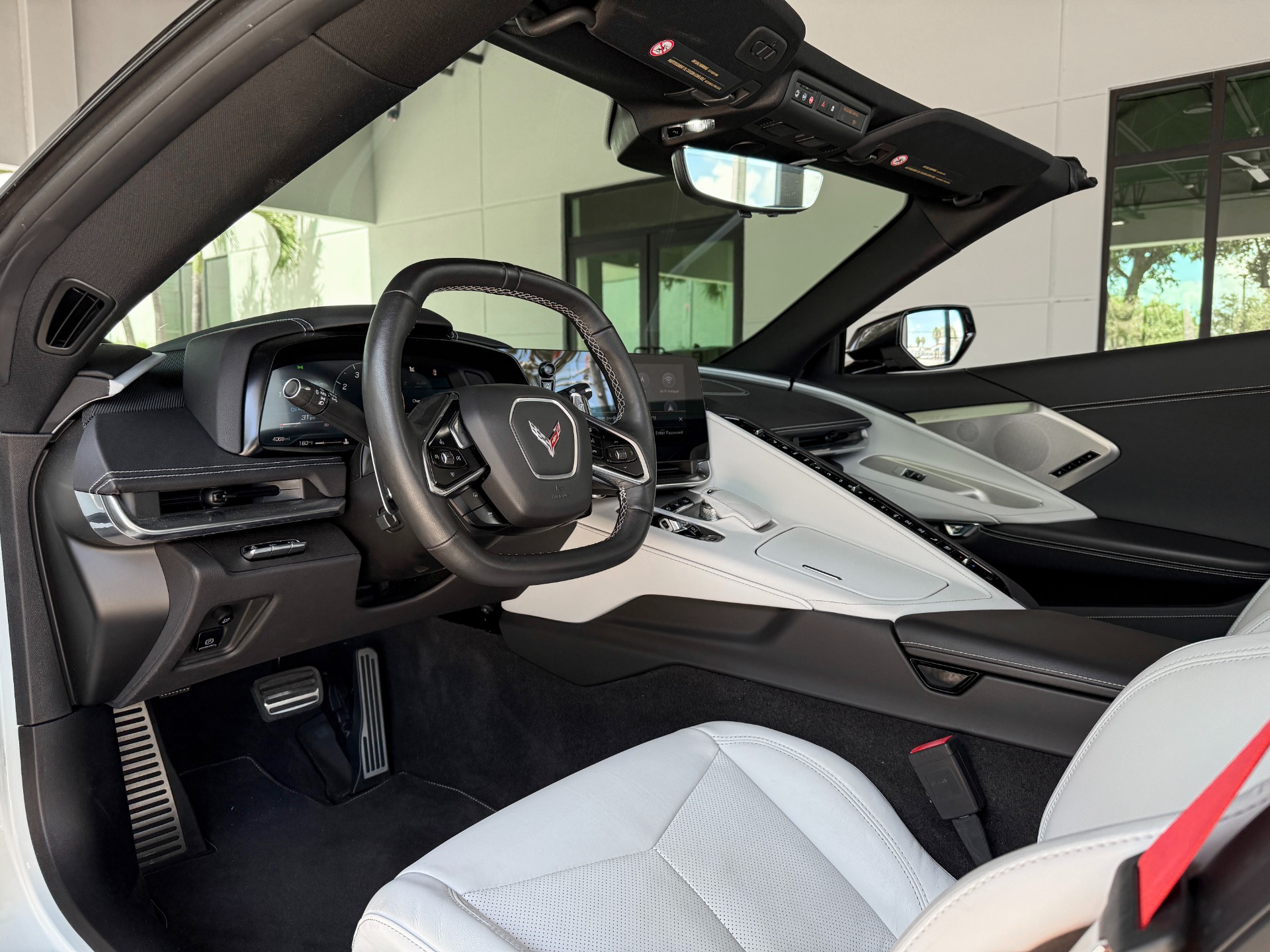 Used-2023-Chevrolet-Corvette-Stingray