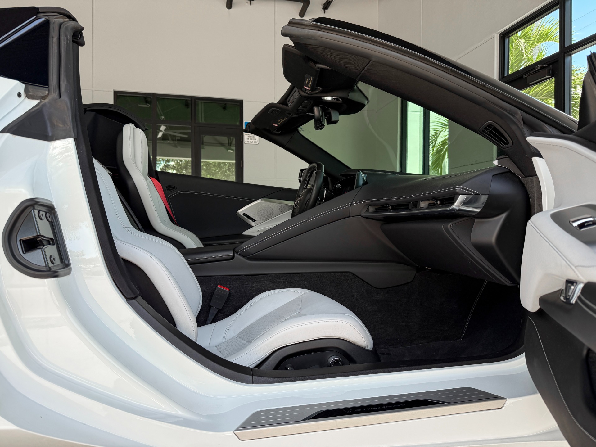 Used-2023-Chevrolet-Corvette-Stingray