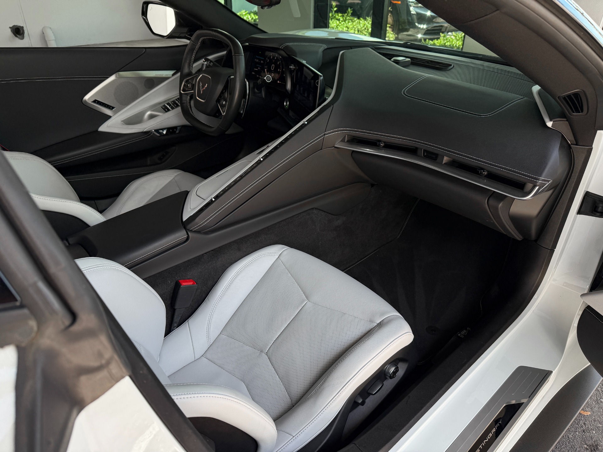 Used-2023-Chevrolet-Corvette-Stingray